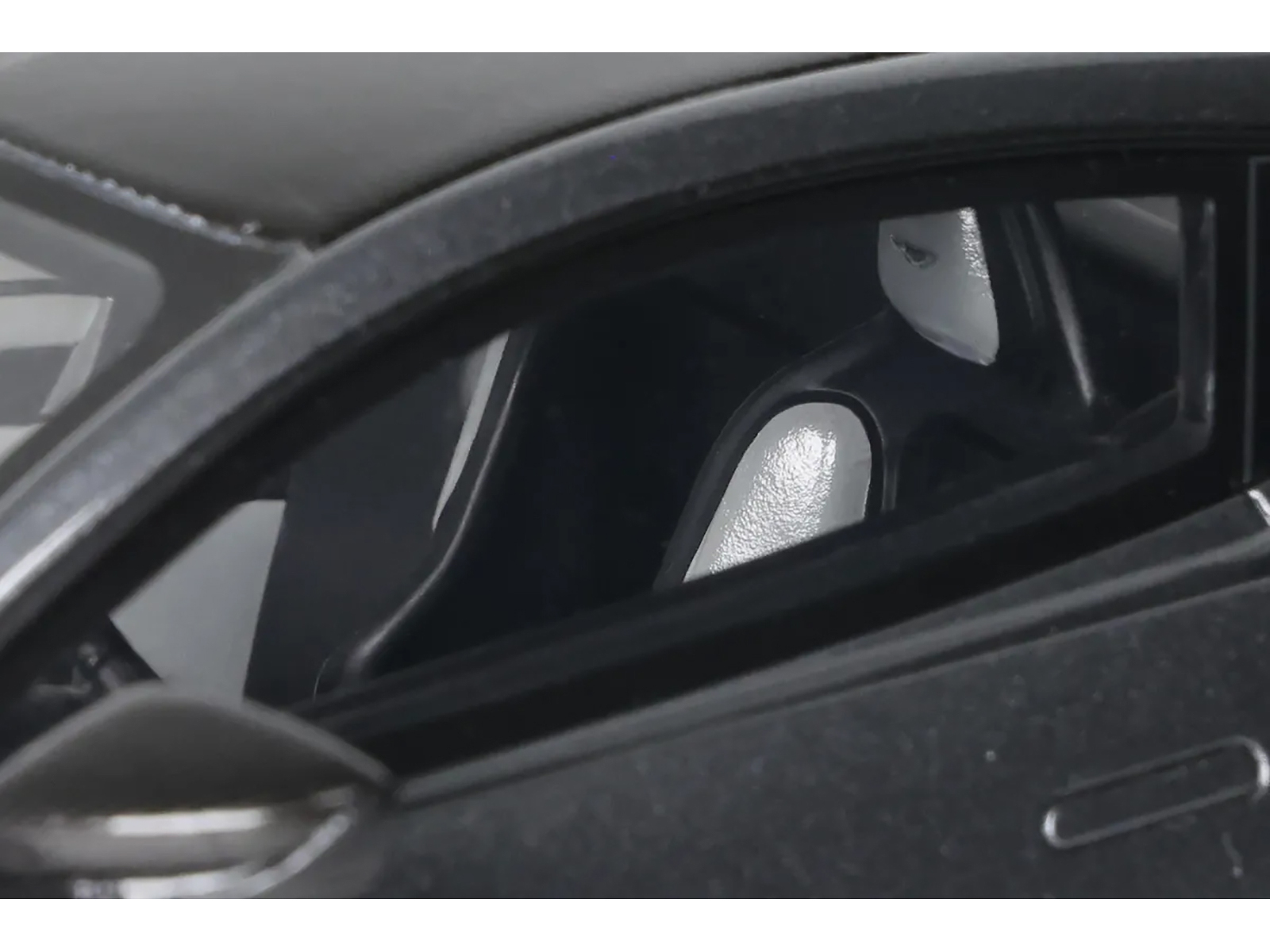 Aston Martin V12 Vantage RHD (Right Hand Drive) Scorpus Red with Black Top and Carbon Hood 1/18 Model Car by Top Speed