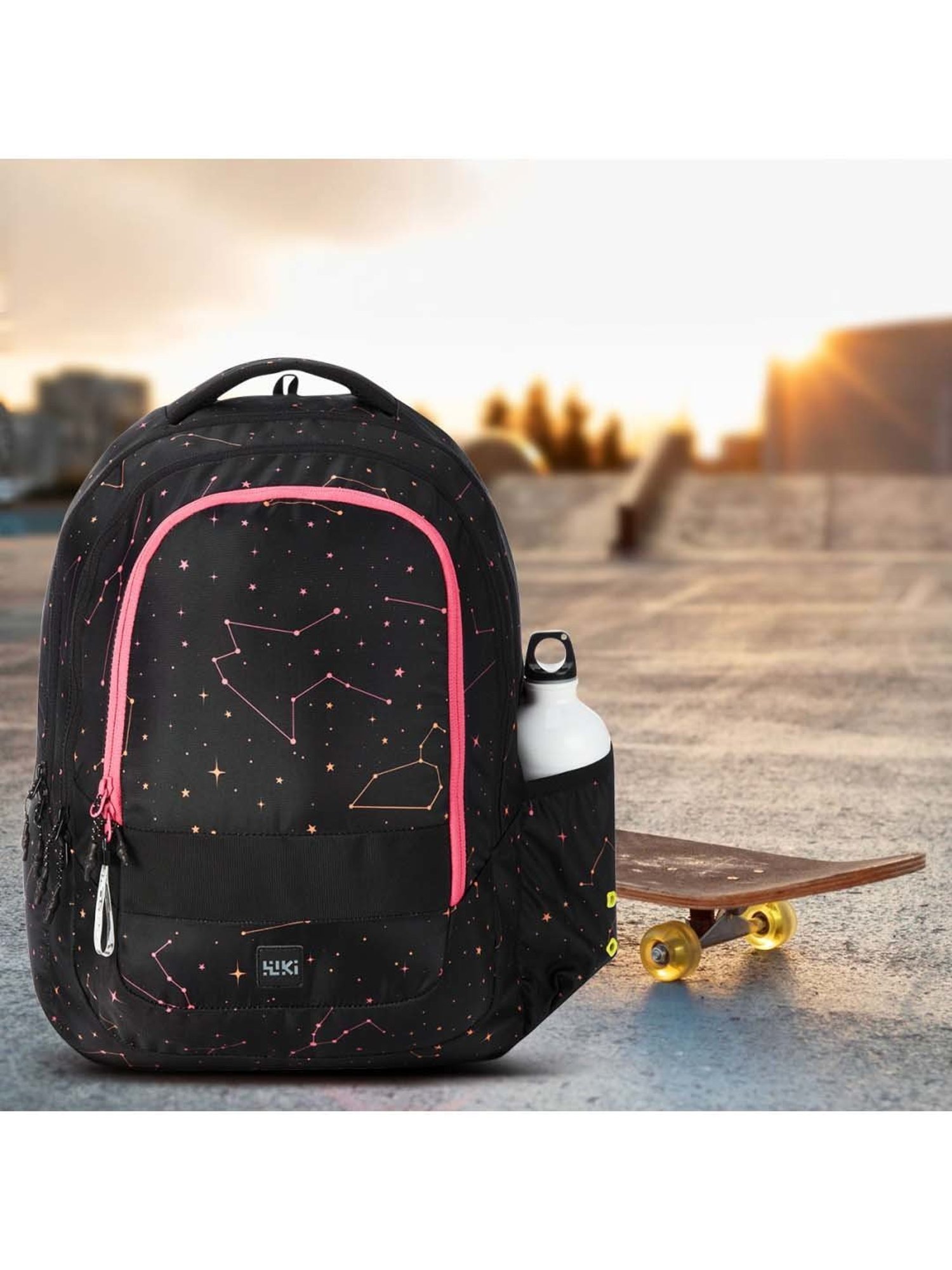 Wiki 27.5 Ltrs Black Medium Backpack