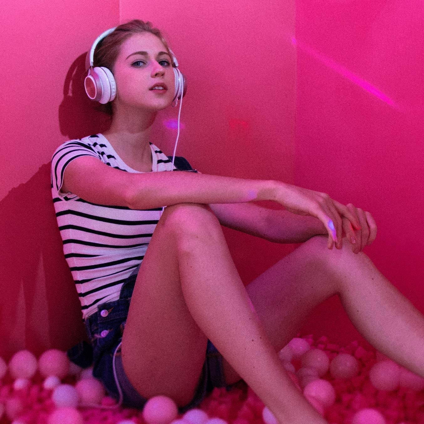 AILIHEN C8 Headphones with Microphone and Volume Control Folding Lightweight Headset for Cellphones Tablets Smartphones Laptop Computer PC Mp3/4 (Rose Gold)