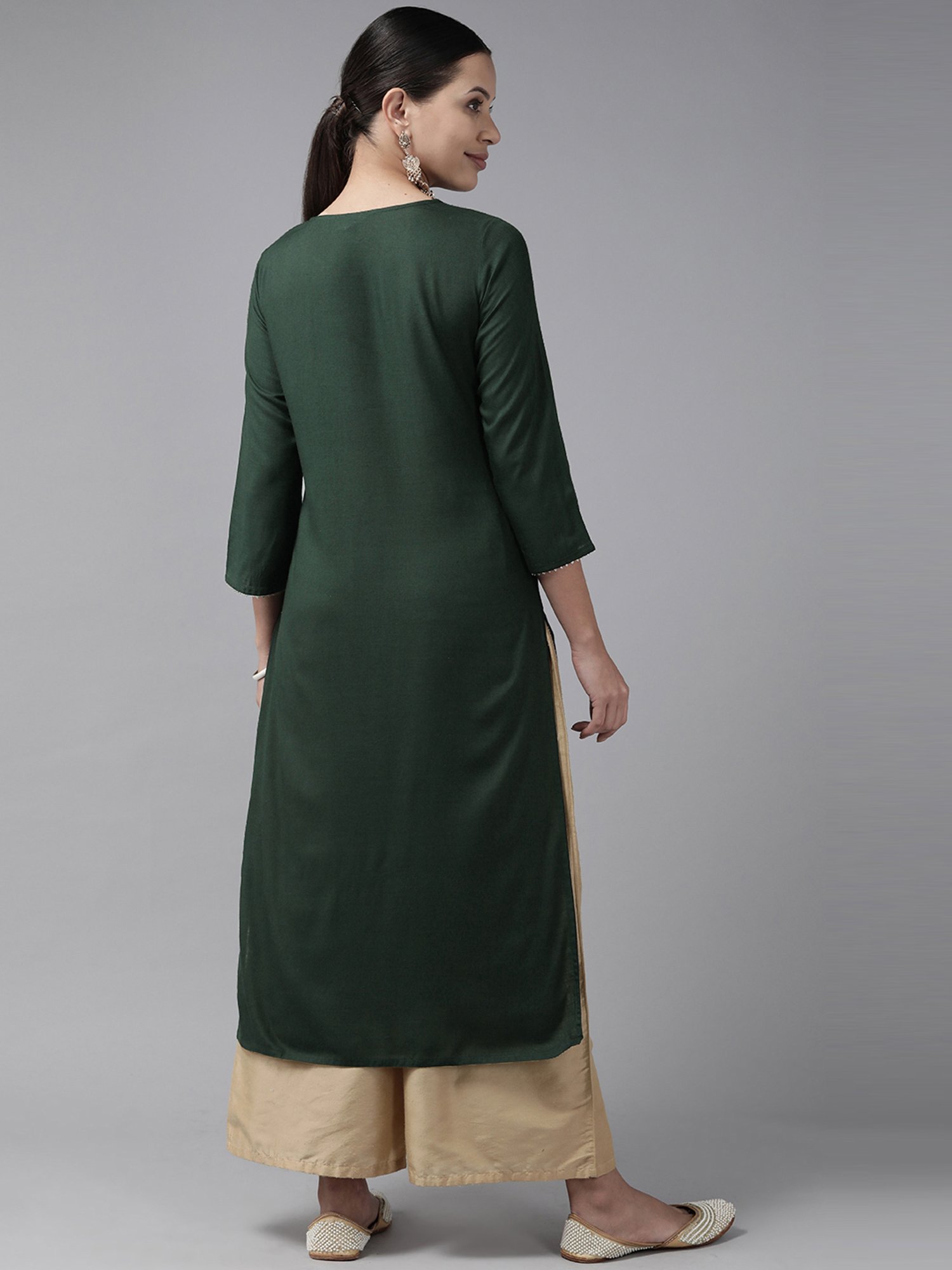 Prakrti Green Embroidered Straight Kurta