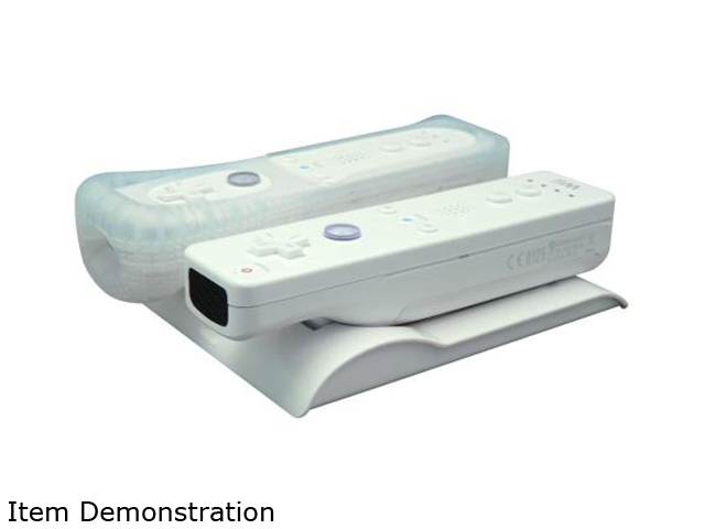 CABLES UNLIMITED Wii Dual Remote Induction Charging System with Rechargeable Batteries