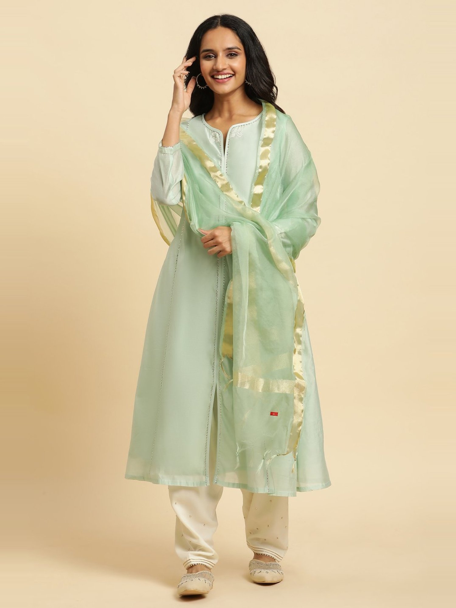 W Green Woven Pattern Dupatta