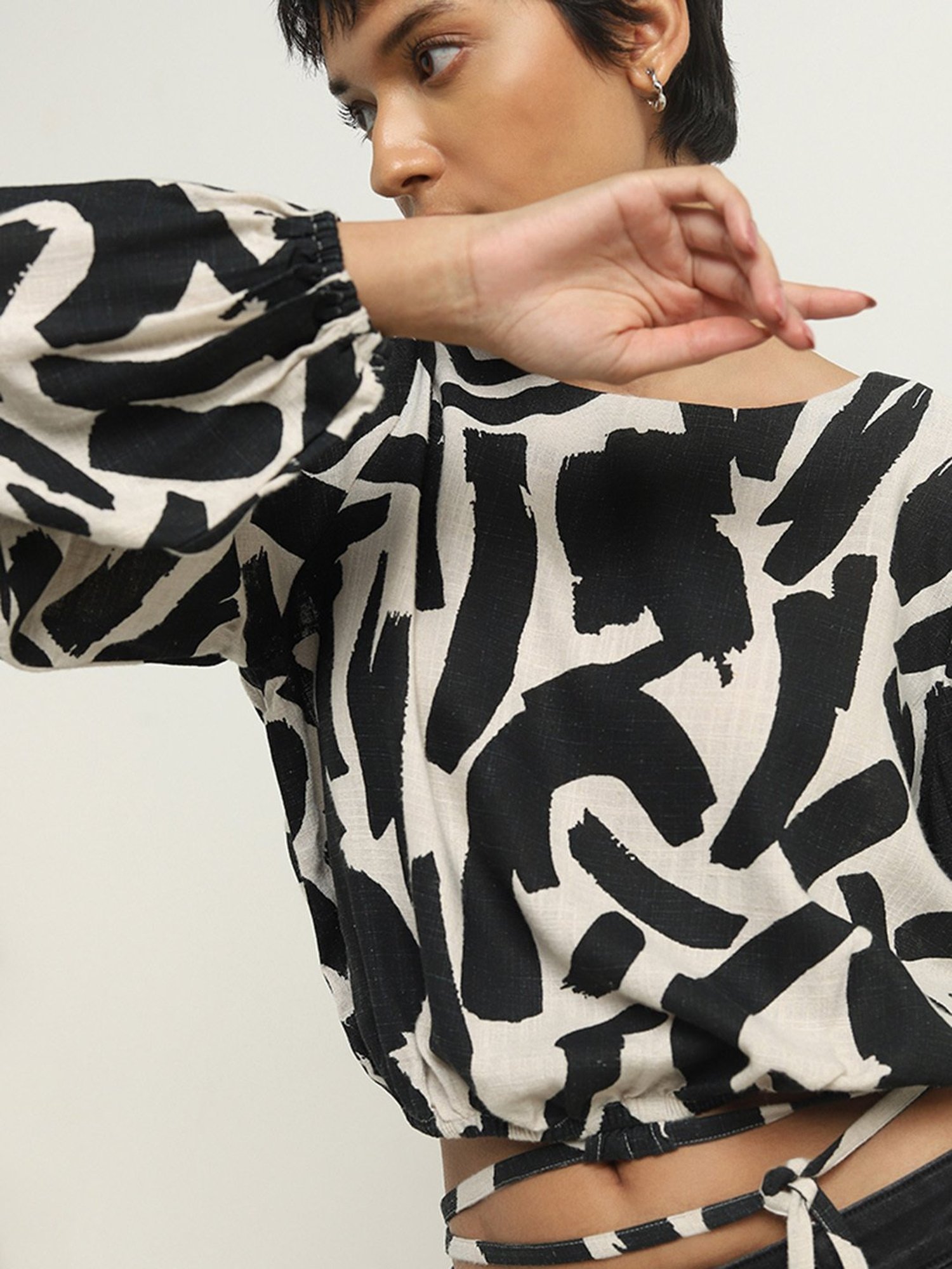 LOV by Westside Black Abstract Design Top