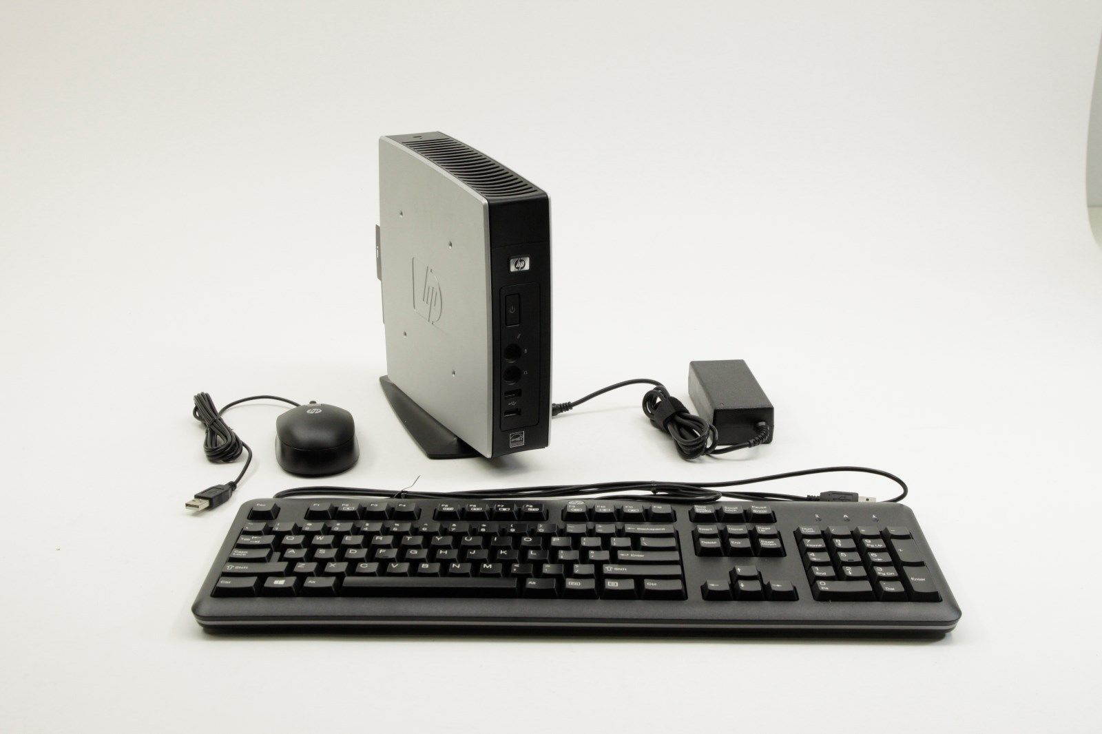 HP t5630w Thin Client 1x VIA Eden 1GHz  RAM 1GB  FLASH 2GB  Windows XP Embedded Wired-Ethernet (RJ-45) VC069AA#ABA