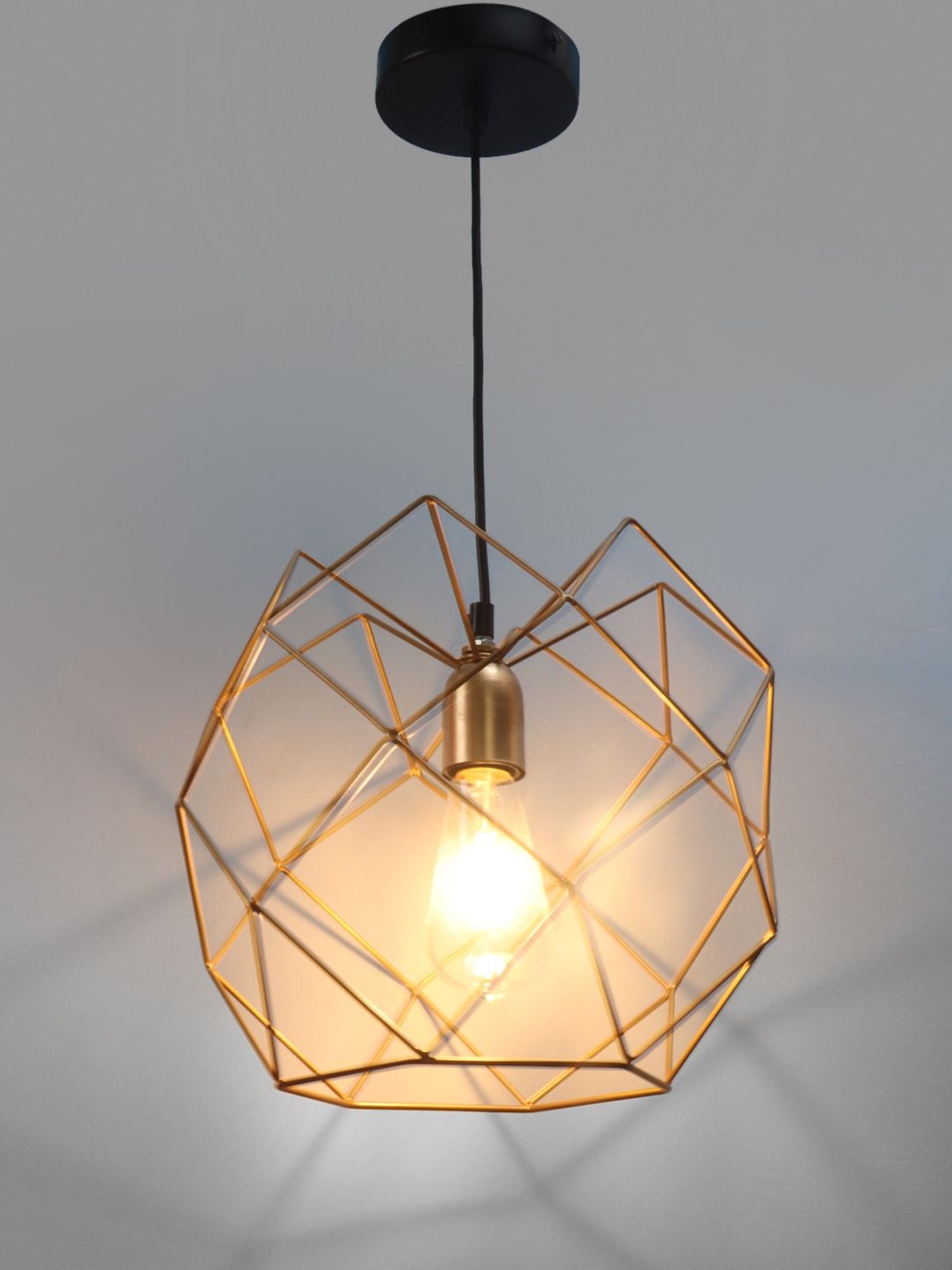 Tayhaa Asymmetrical Pendant Lamp