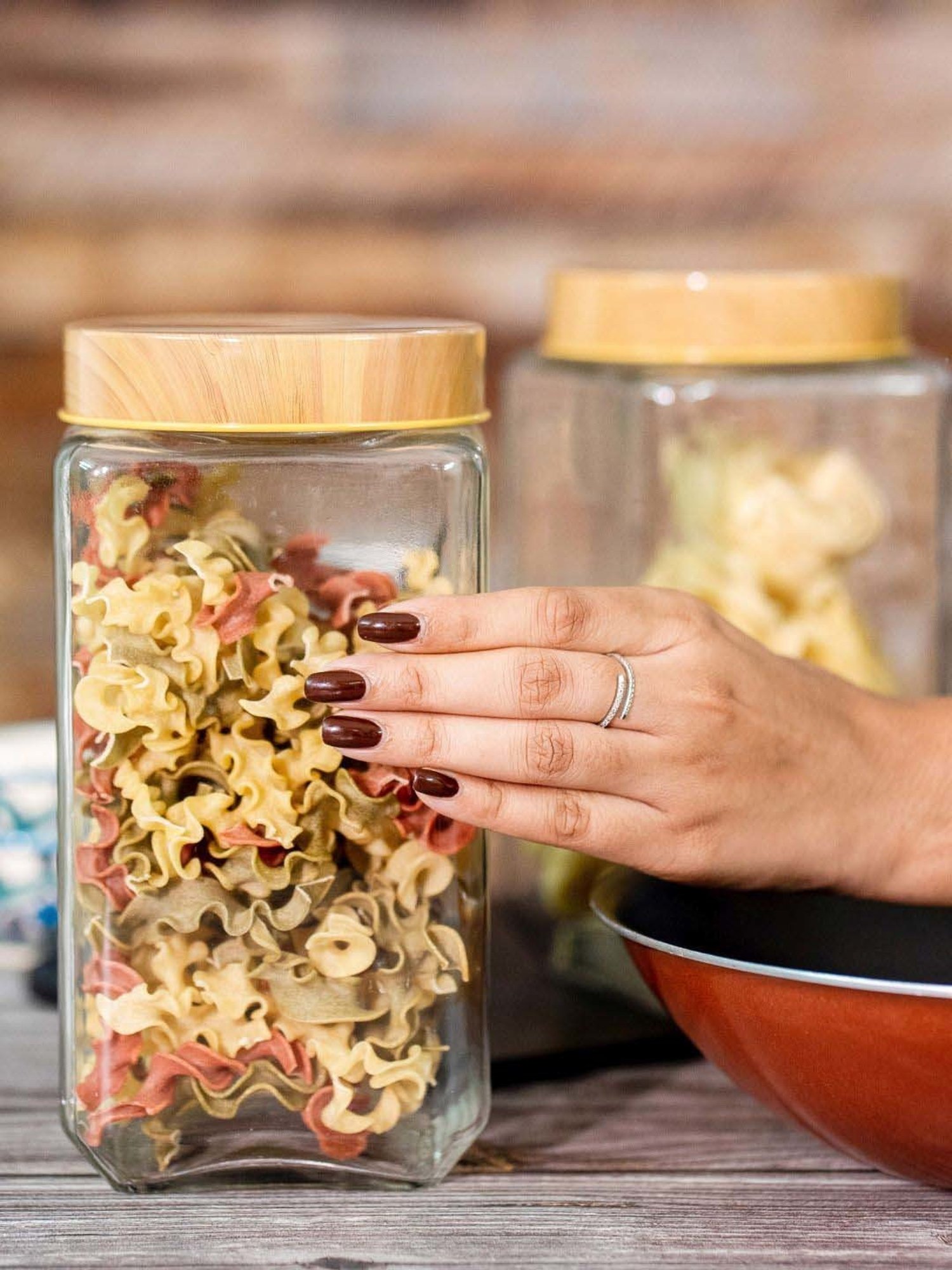 White Gold Transparent & Brown Glass Airtight Canister Jars With Bamboo Lid (2.25 L) - Set of 2
