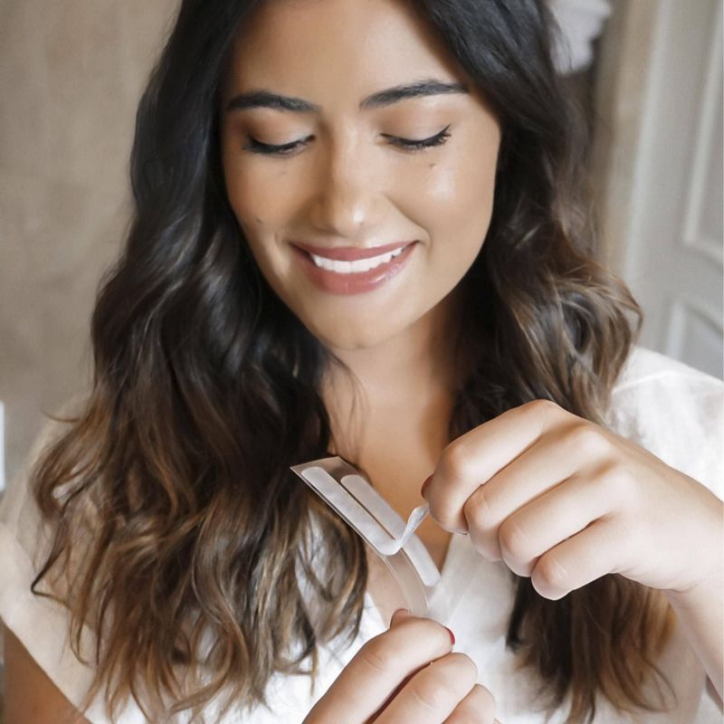 Crest 3D Whitestrips Glamorous White Teeth Whitening Kit - 14 Treatments