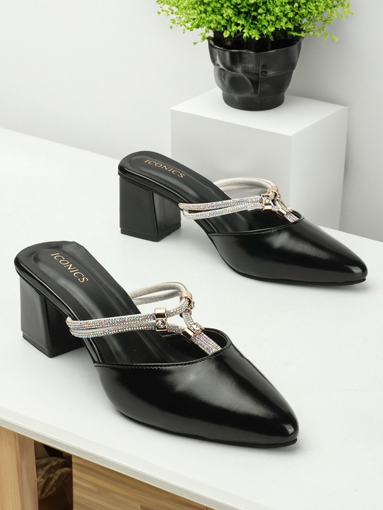 Iconics Women's Black Mule Shoes