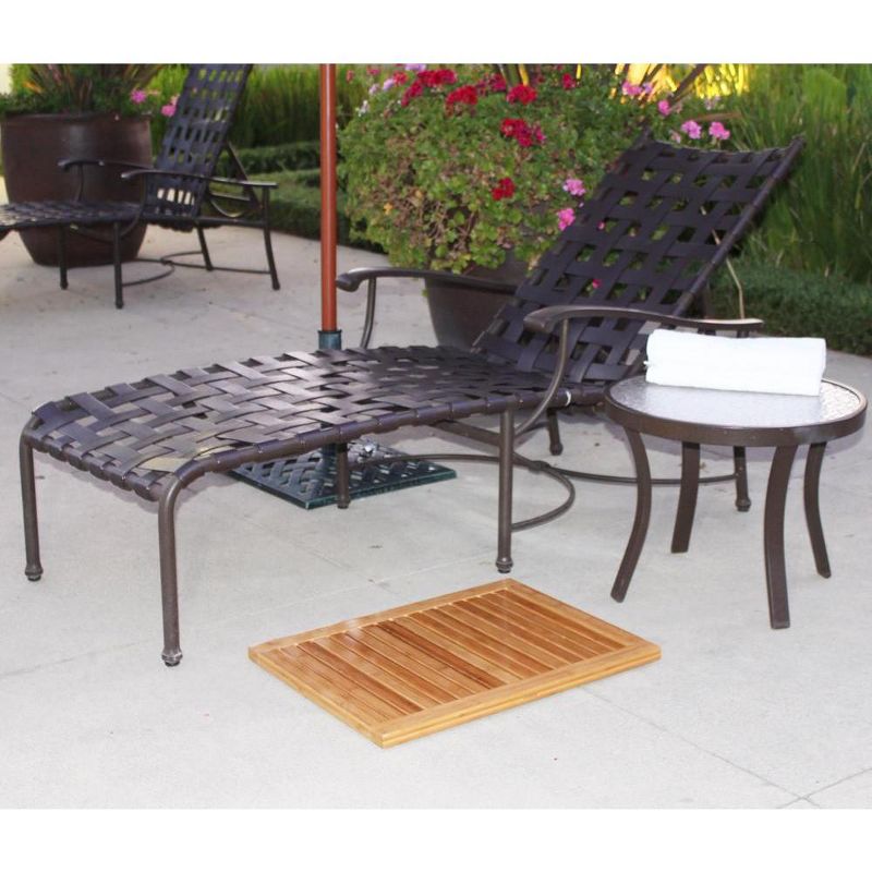 1'5"x2'6" Rectangle Indoor and Outdoor Solid Floor Mat Brown - Oceanstar
