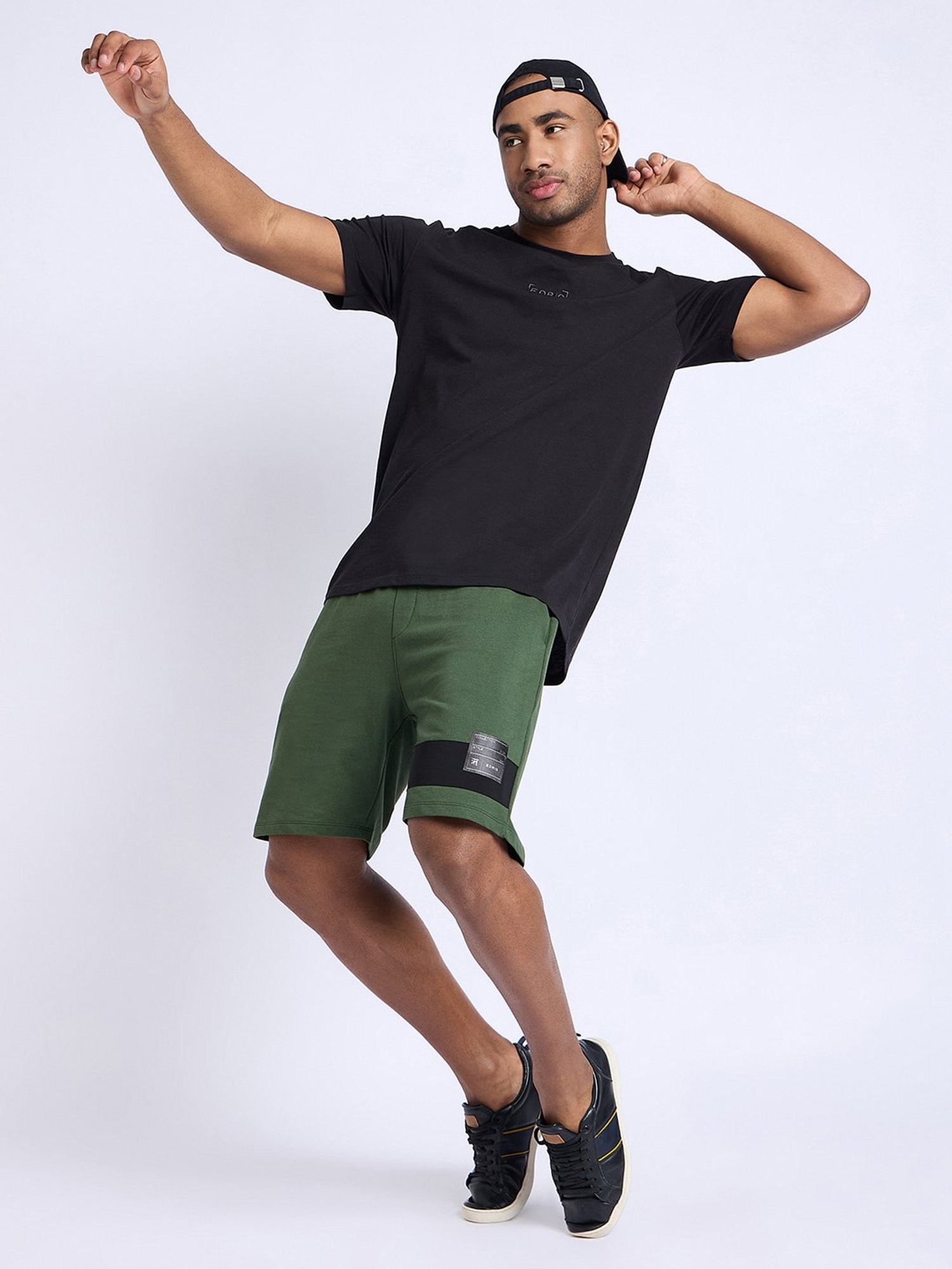 EDRIO Green Regular Fit Shorts