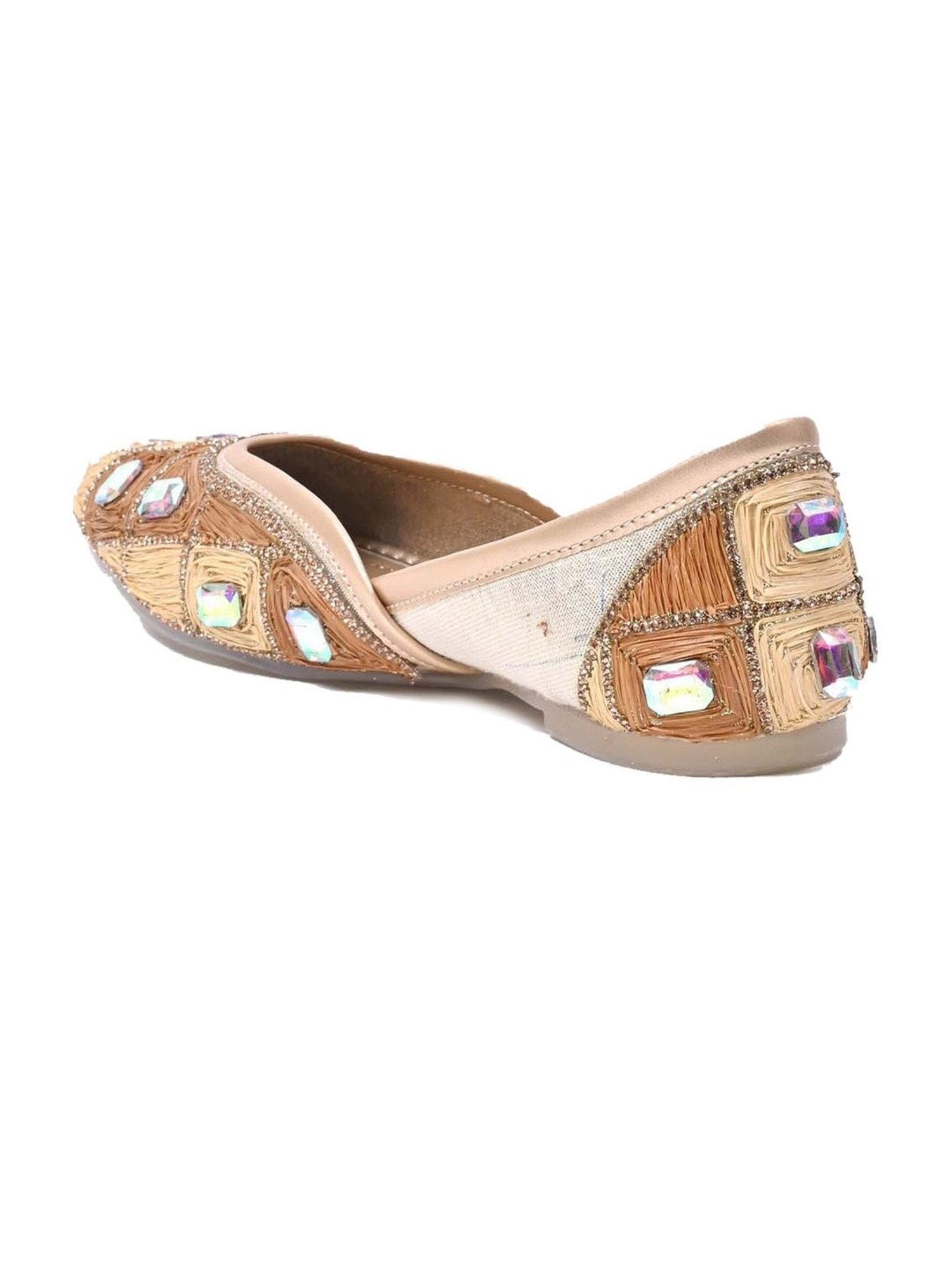 Jove Women's Golden Ethnic Juttis