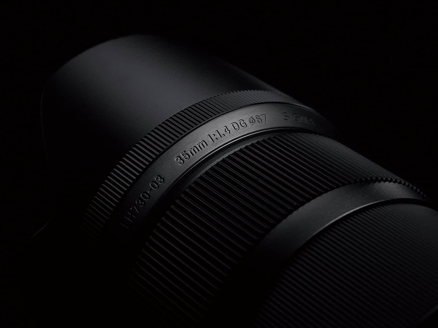 Sigma 35mm f/1.4 DG HSM A1 Lens for Sony Cameras