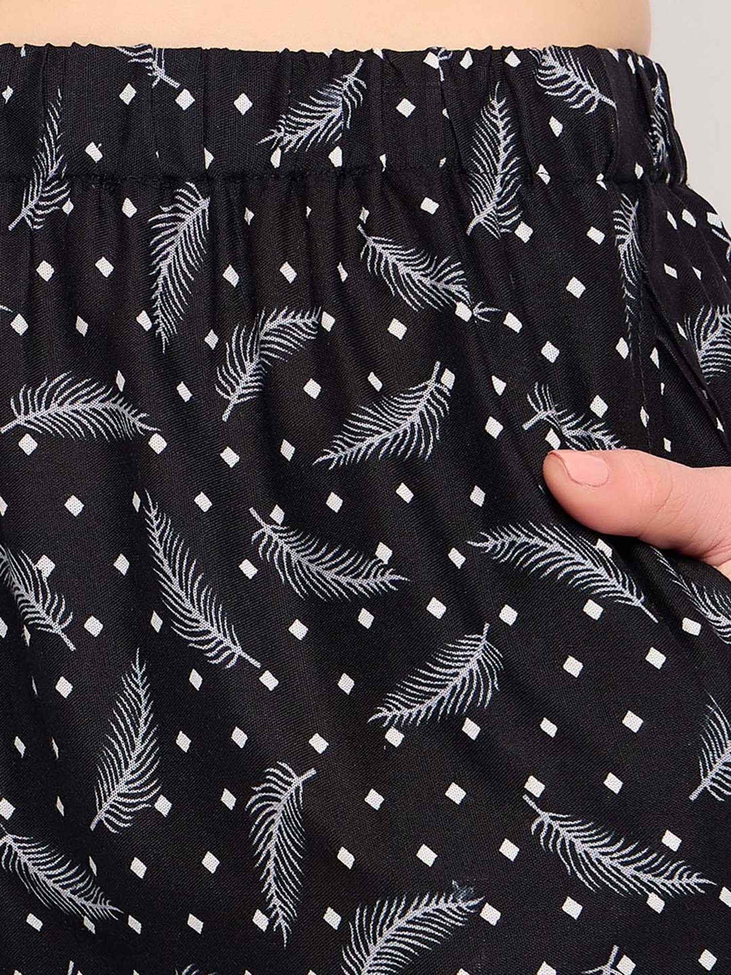 Clovia Blue & Black Printed Top With Pyjamas