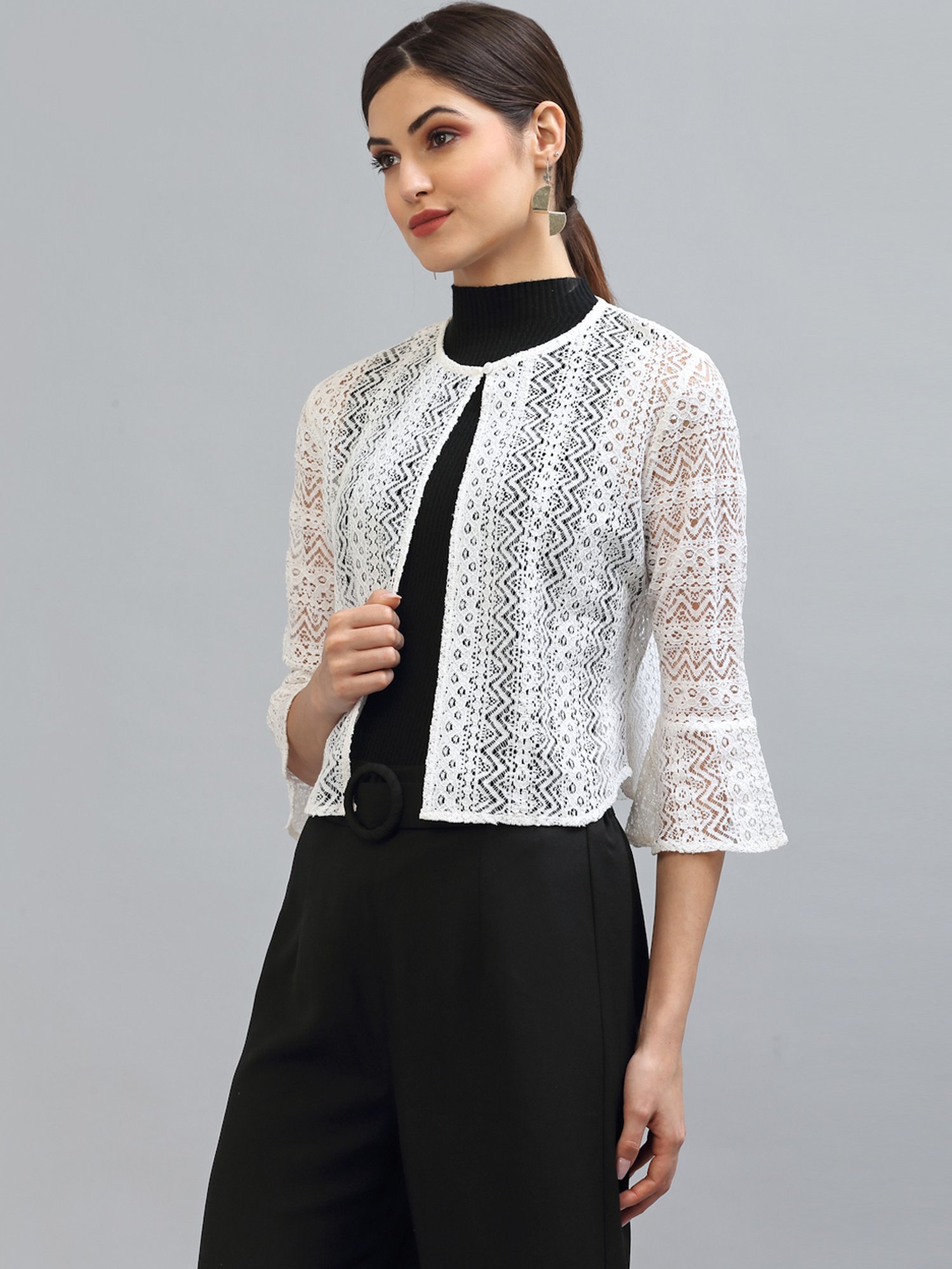 Mafadeny Black Striped Shrug