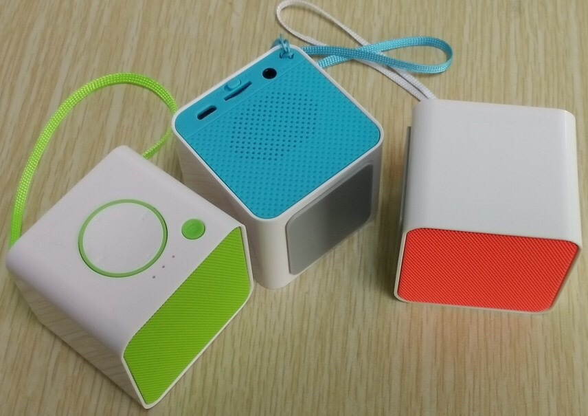 Hands-free Aux Portable Mini microphone Wireless Speaker box