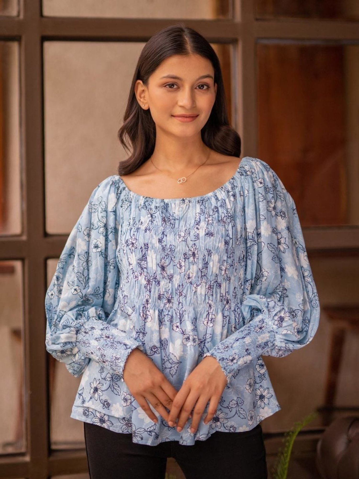 BInfinite Blue Smoked Top