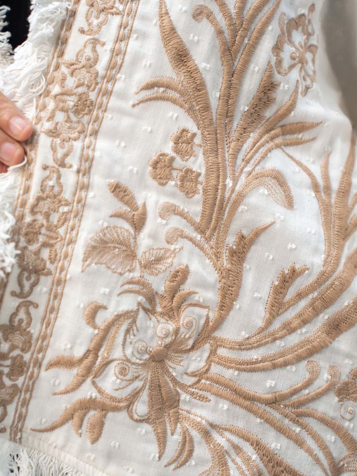 Zolo Label Off-White Cotton Embroidered Jacket