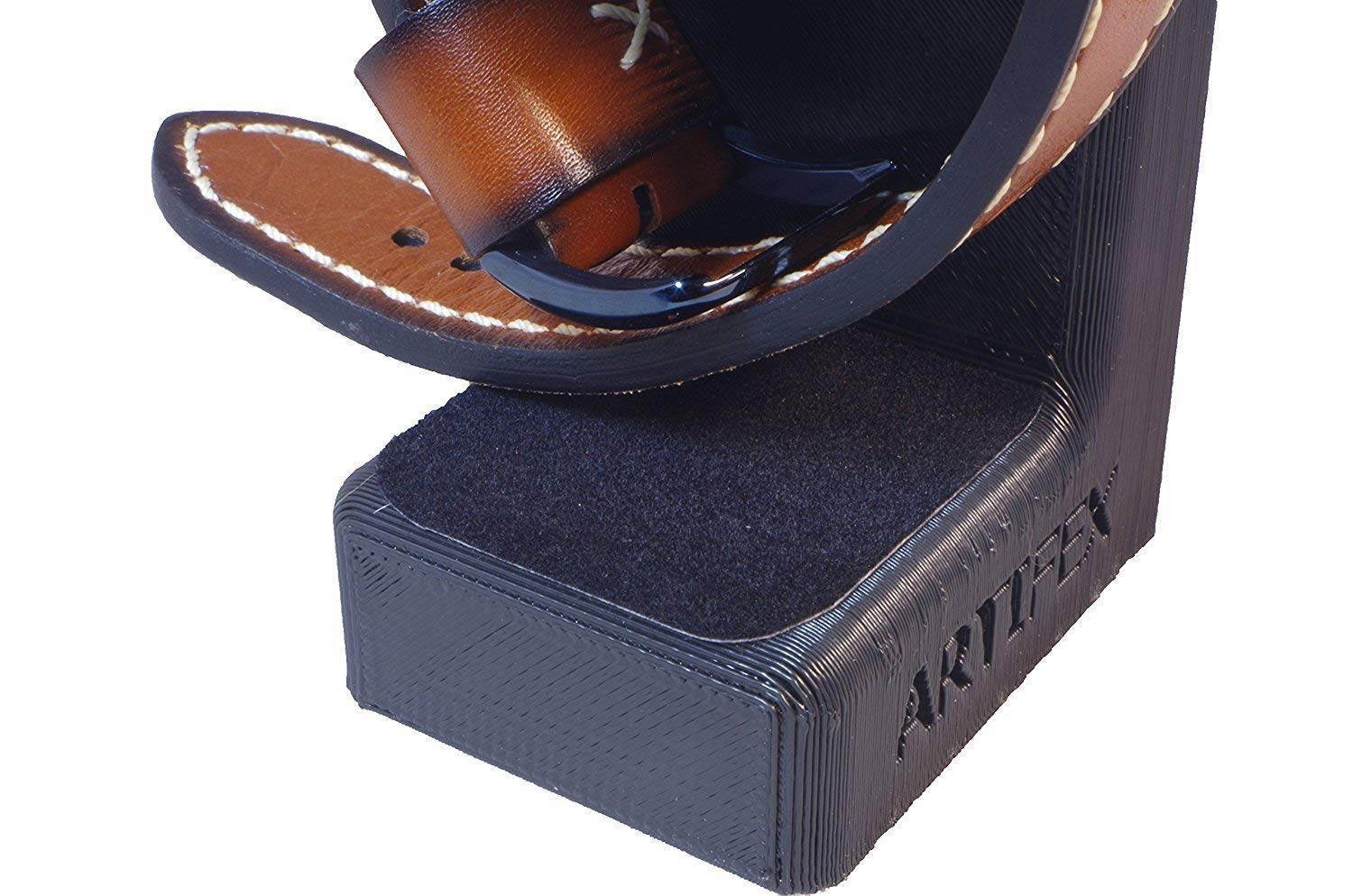 Artifex Design Stand Configured for 2018 Michael Kors Access Runway Connected HR Smartwatch Charging Stand, Artifex Charging Dock Stand, Will NOT FIT Previous 2017 (Last Gen) Non HR Model