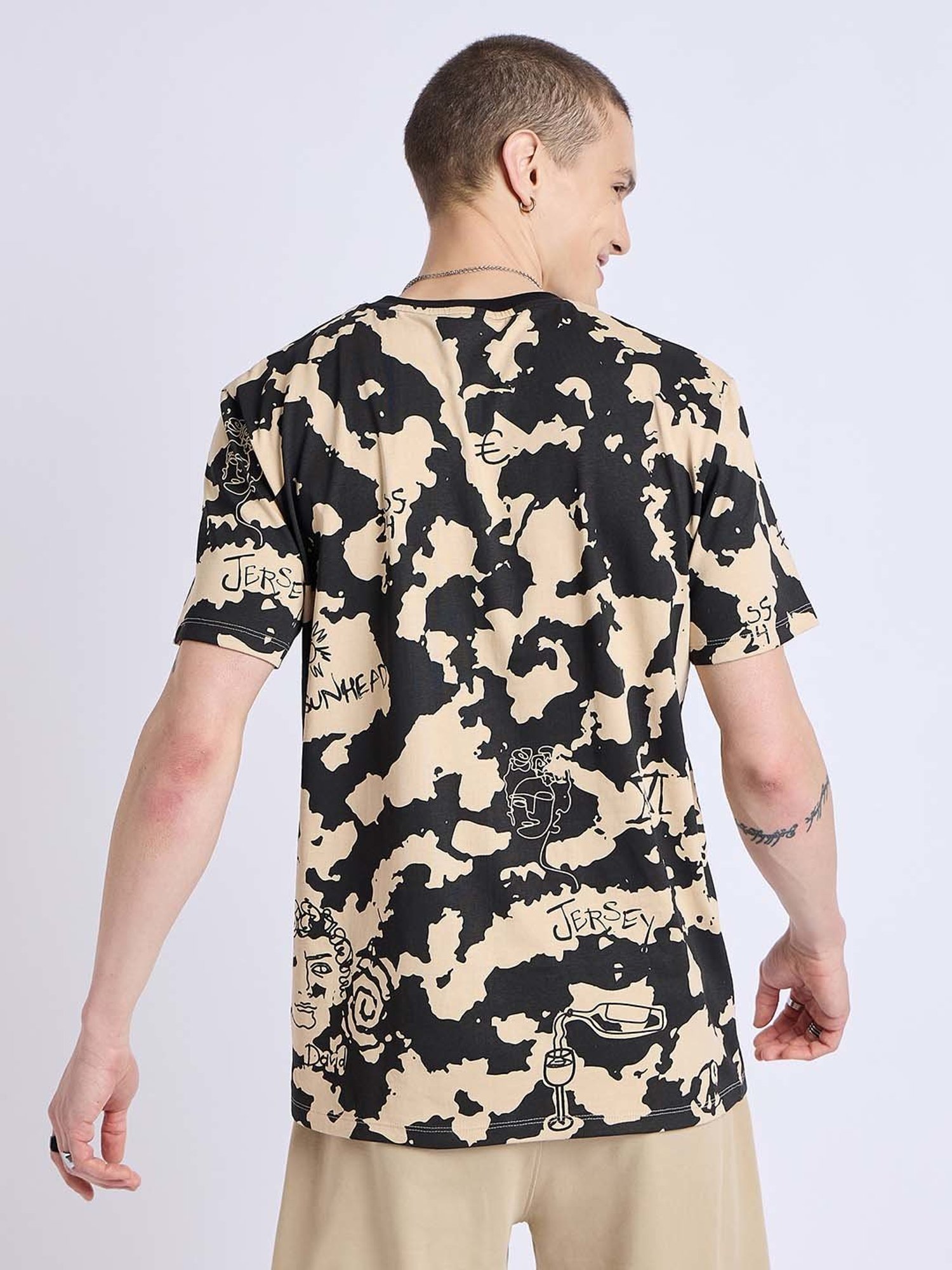 EDRIO Beige Regular Fit Printed Crew T-Shirt