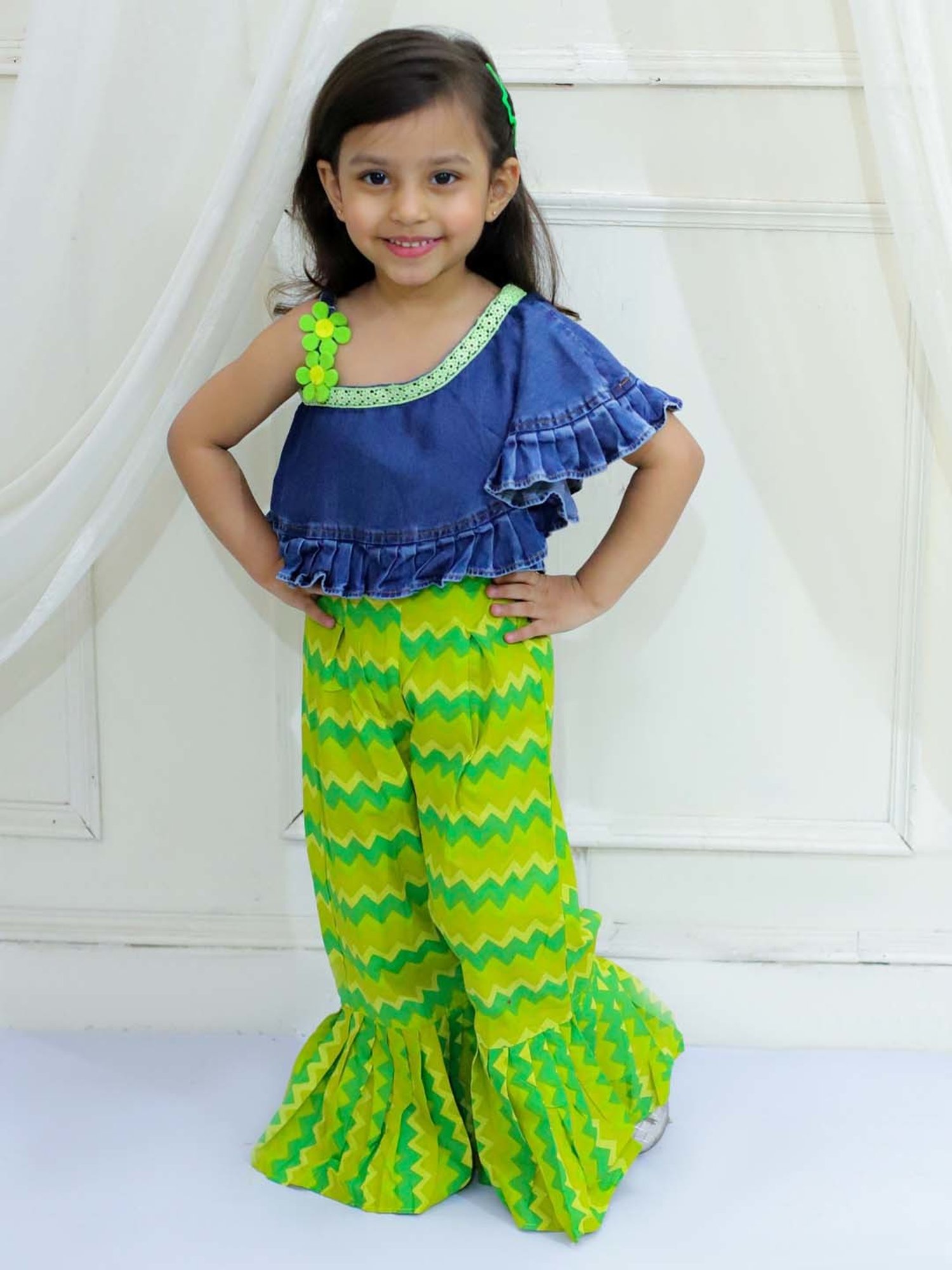 TWISHA Kids Blue & Green Applique Top Set