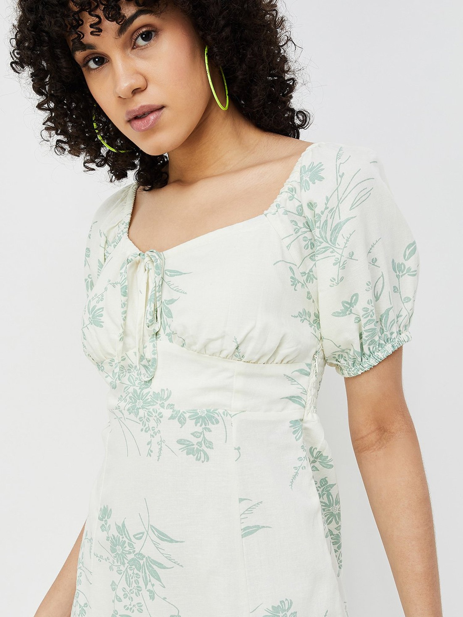Ginger by Lifestyle Off White Floral Print Midi Dress