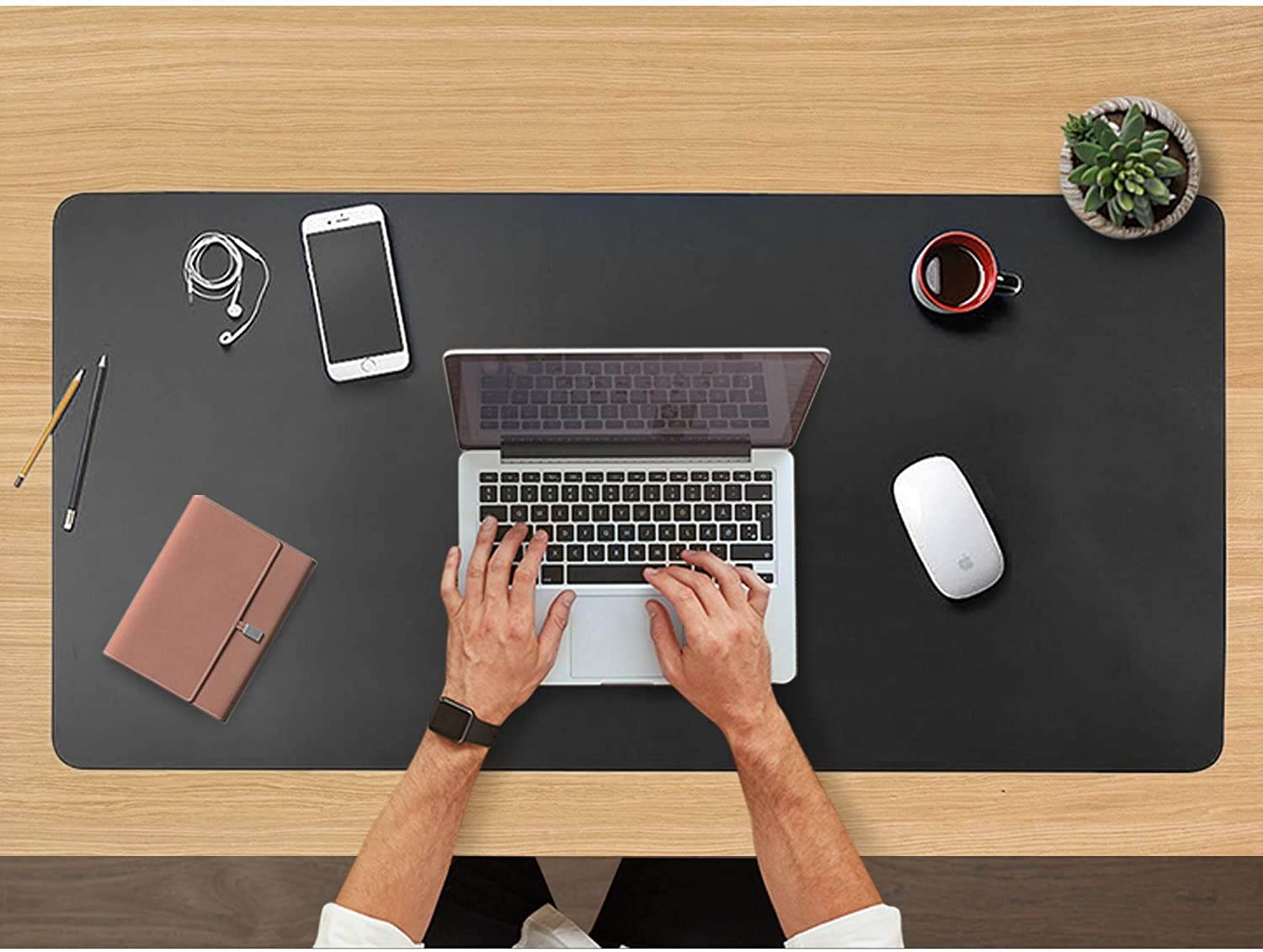 Dual-Sided Desk Pad, LP Upgraded 32" x 16" PU Leather Desk Mat Sewing Reinforcement, Waterproof Mouse Pad Desk Blotter Protector, Desk Writing Mat for Office and Home(Purple/Pink)