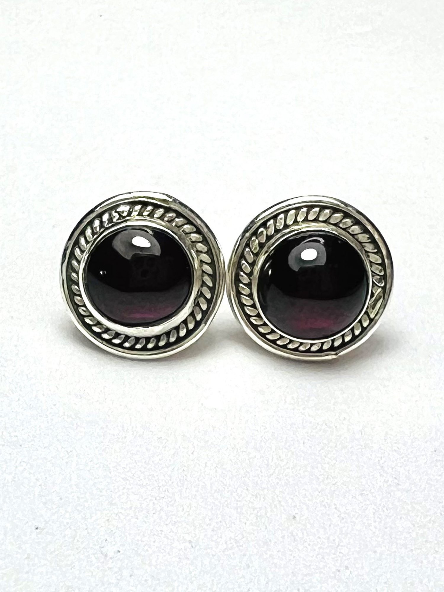 Arte Jewels 925 Sterling Silver Garnet Stone Round Stud Earrings for Women & Girls