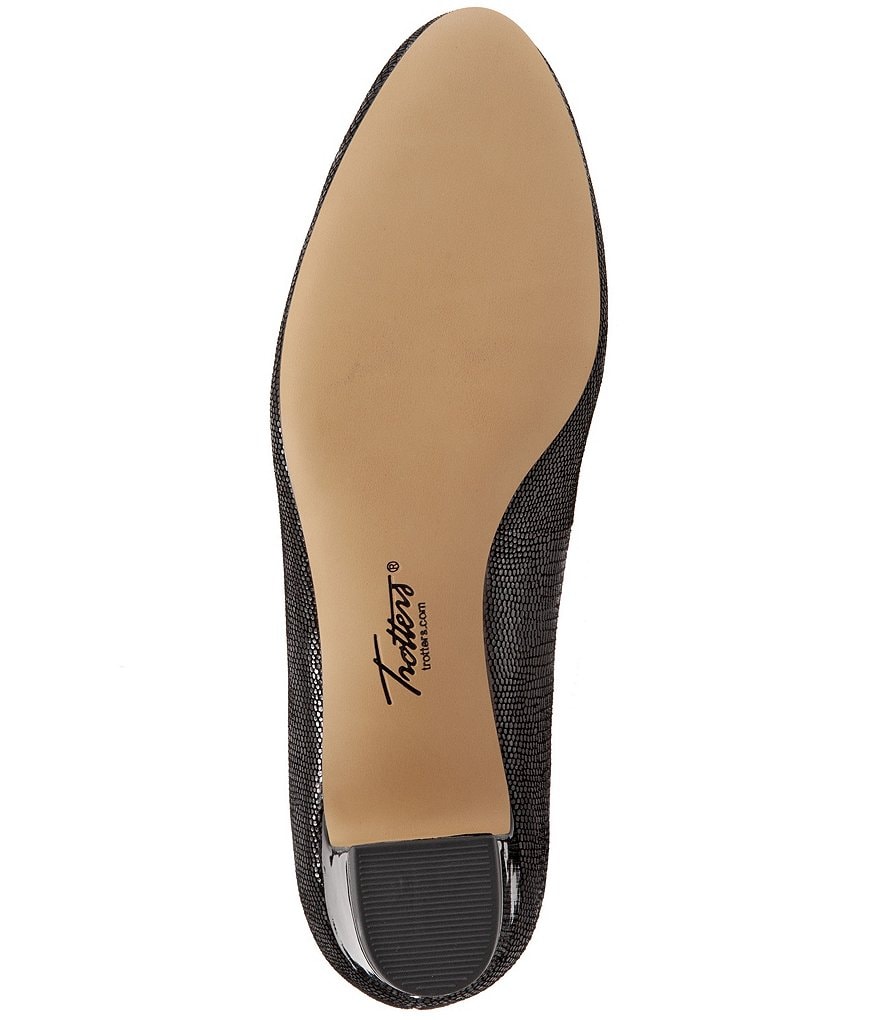 Trotters Jamie Lizard Patent Suede Leather Block Heel Pumps