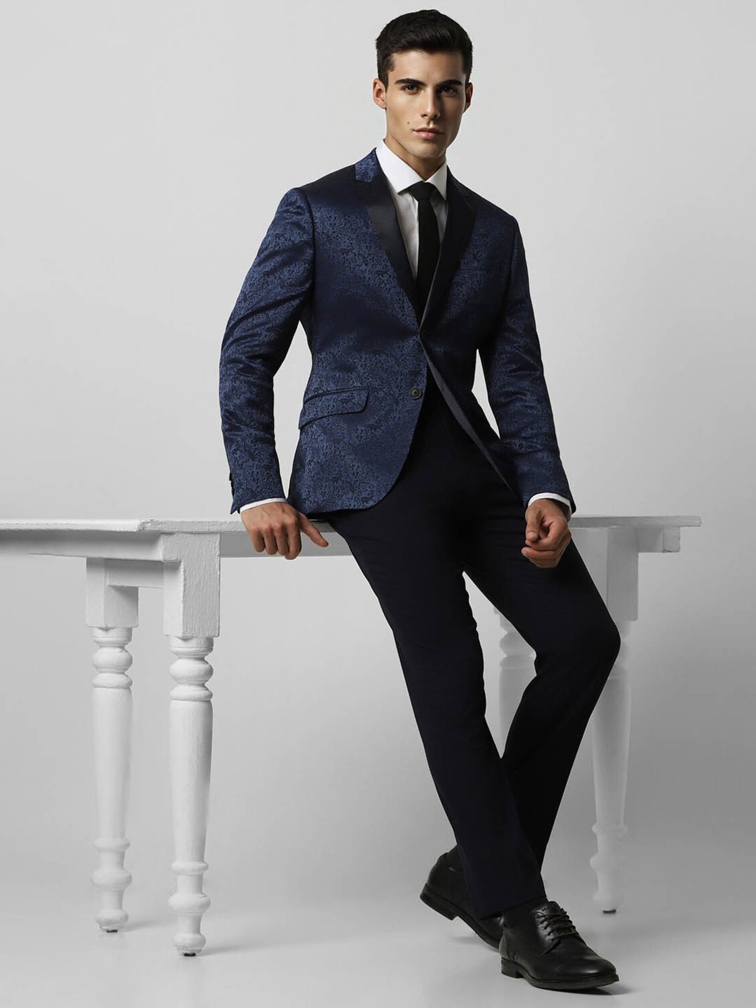 V Dot Navy Skinny Fit Two Piece Suit