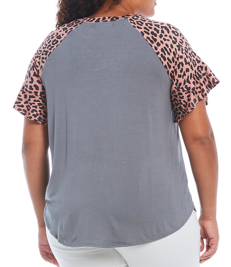 Moa Moa Plus Size Solid Jewel Neck Animal Contrast Short Sleeve Knit Top