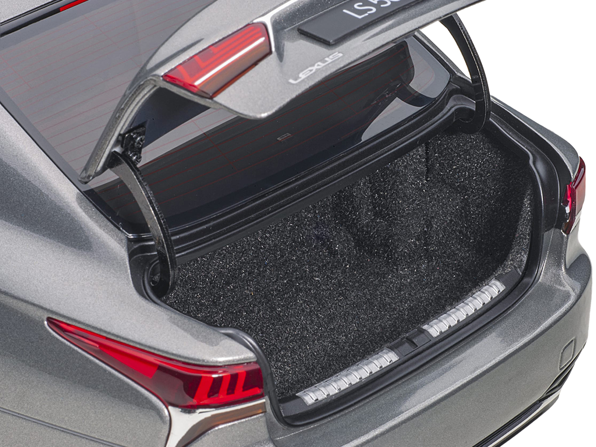 1998 Lexus IS 200 RHD (Right Hand Drive) Millennium Silver Metallic Limited Edition to 2000 pieces Worldwide 1/18 Model Car by Otto Mobile