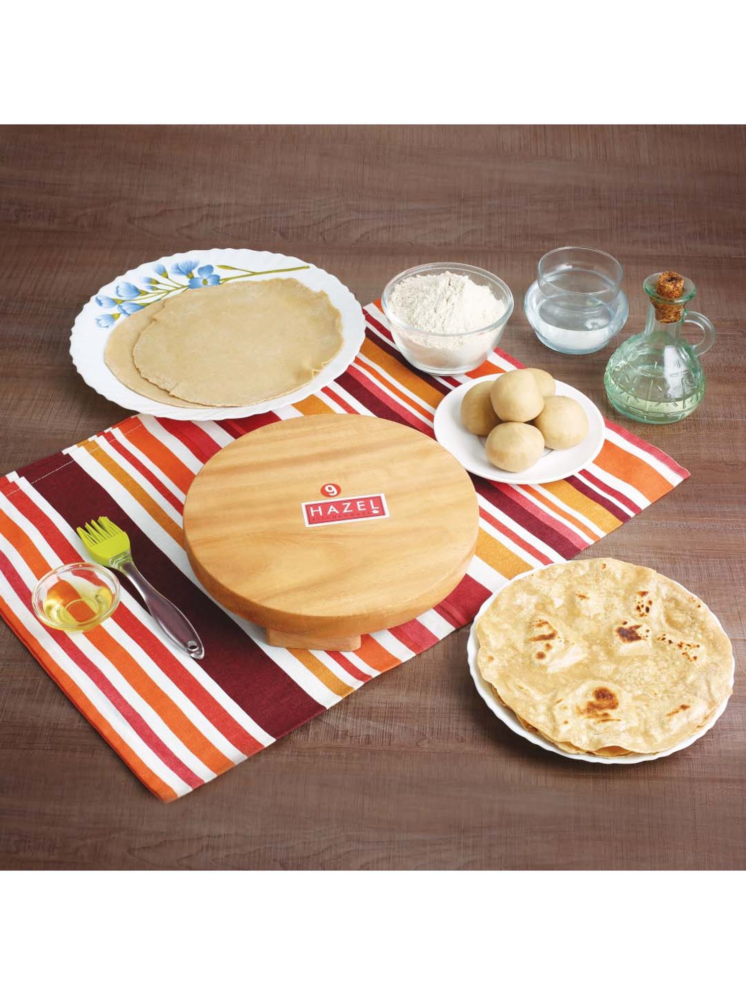 HAZEL Yellow Sagwan 22.5 cm Rolling Board - Set of 1