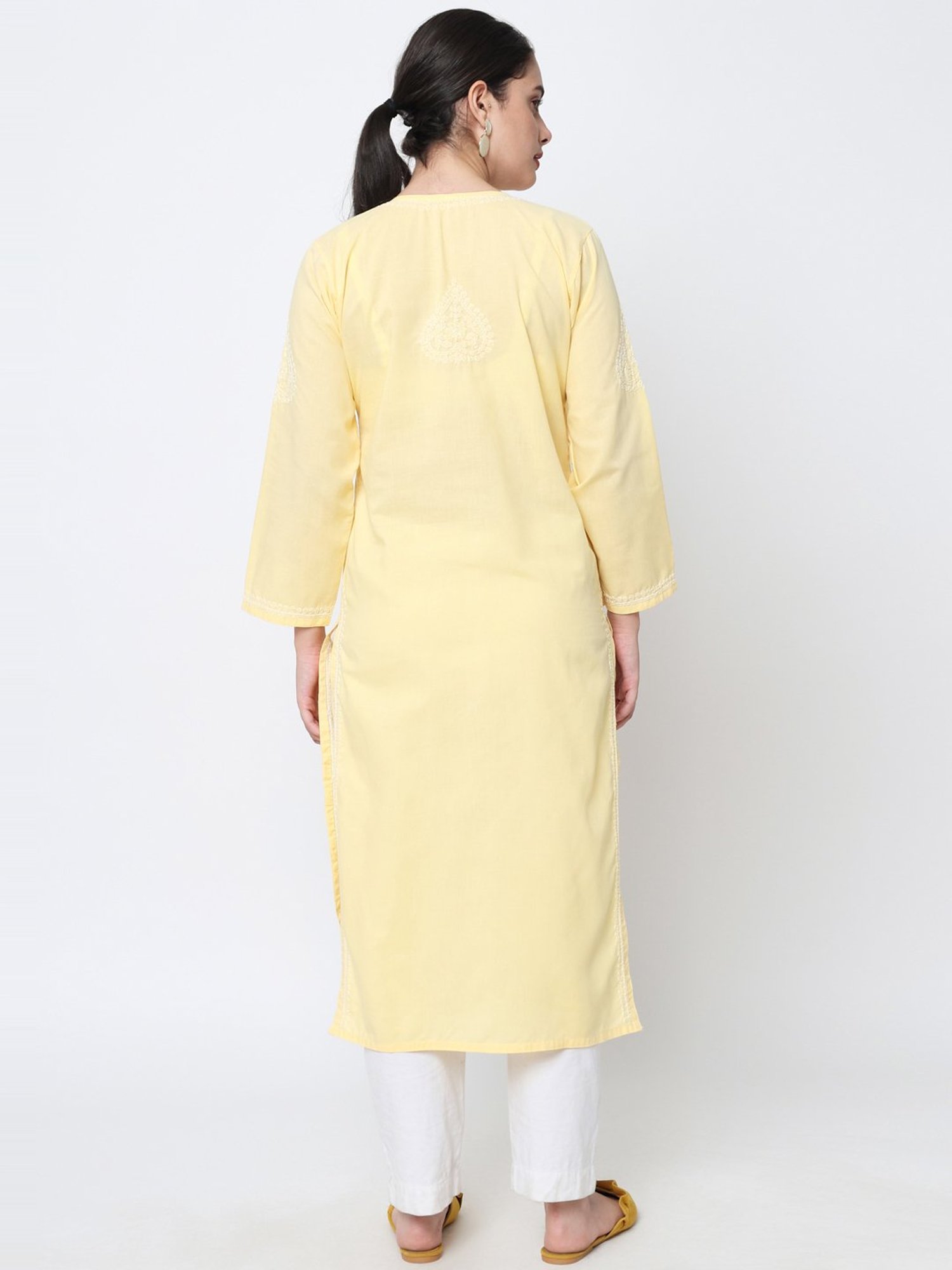 PARAMOUNT CHIKAN Yellow Cotton Chikankari Straight Kurta