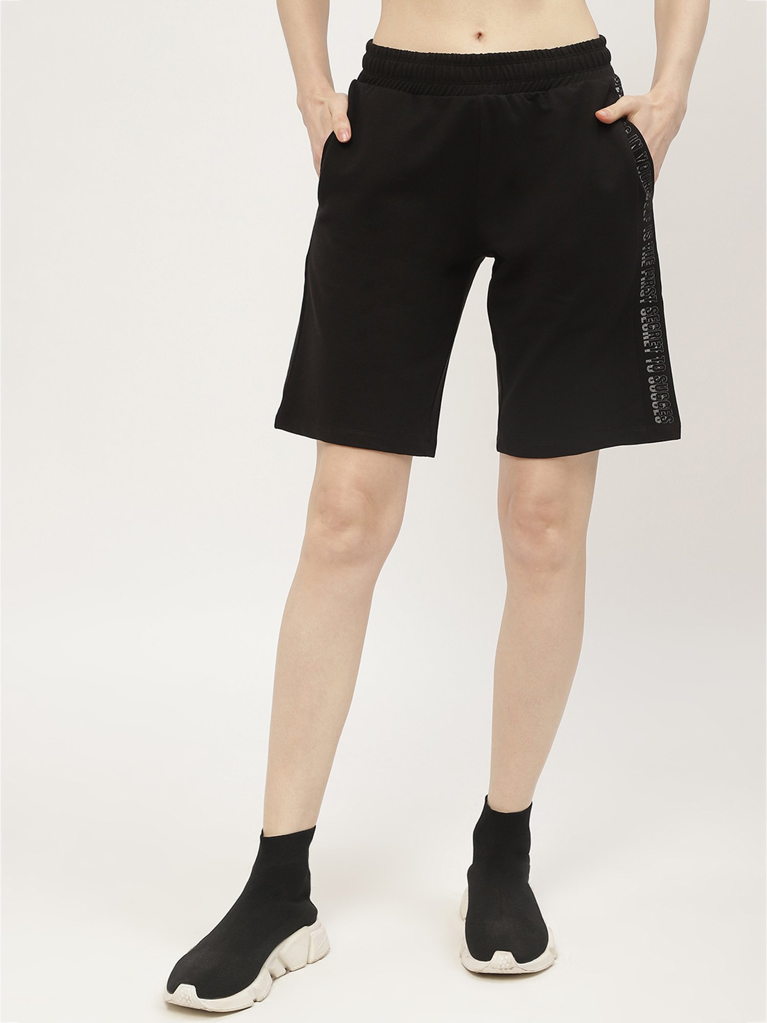 MADAME M Secret Black Cotton Relaxed Fit Shorts
