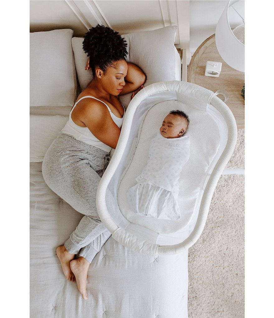 HALO&reg; Bassinest Swivel Sleeper Premiere Series - Pebble