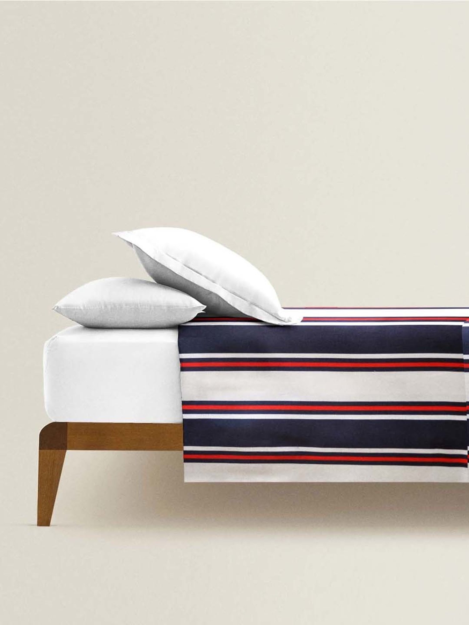 The Baby Atelier Blue & Red Organic Junior Queen Bed Cover