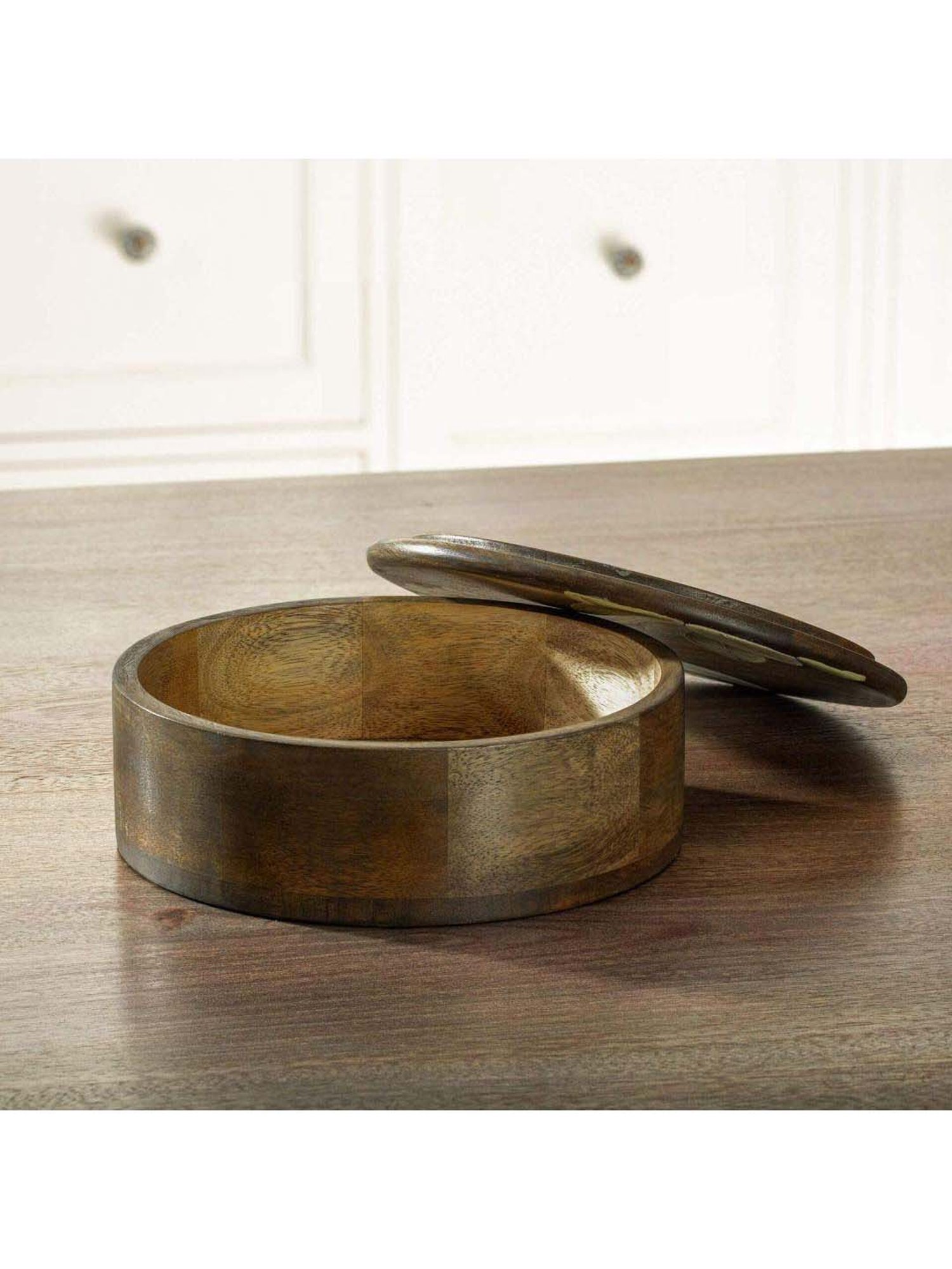 ellementry Frangipani Brown Wood Roti Box with Lid - Set of 1