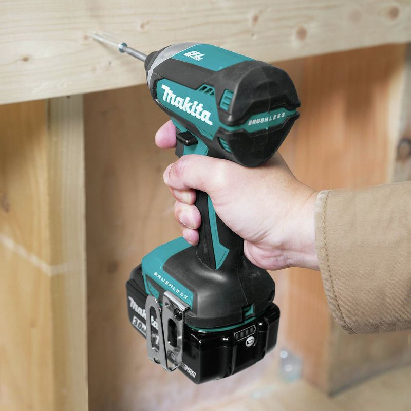 Makita XT284SX1 18V LXT Lithium-Ion Brushless Cordless Impact Driver / Impact Wrench Combo Kit (3 Ah)