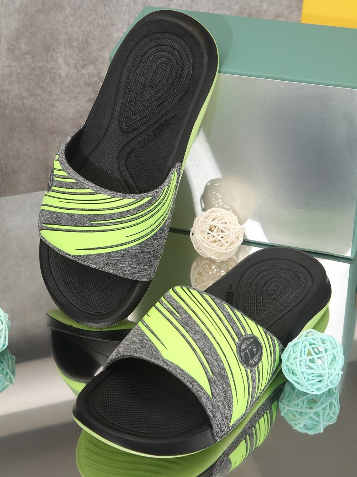 Forca by Lifestyle Men's Black Slides