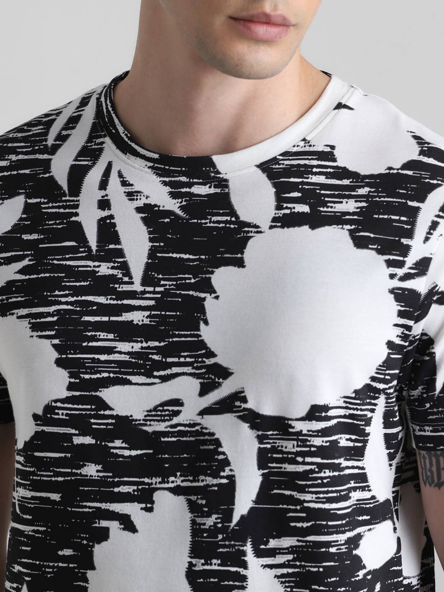 Jack & Jones Cloud Dancer Cotton Regular Fit Printed T-Shirt