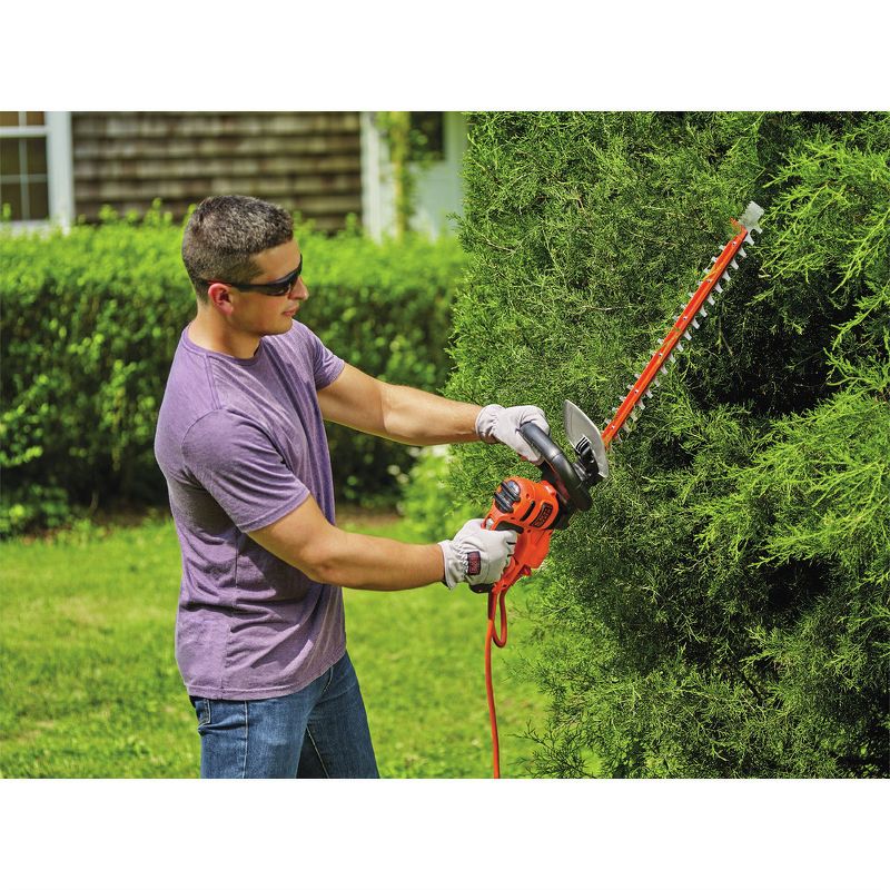 Black & Decker BEHTS300 20 in. SAWBLADE Electric Hedge Trimmer