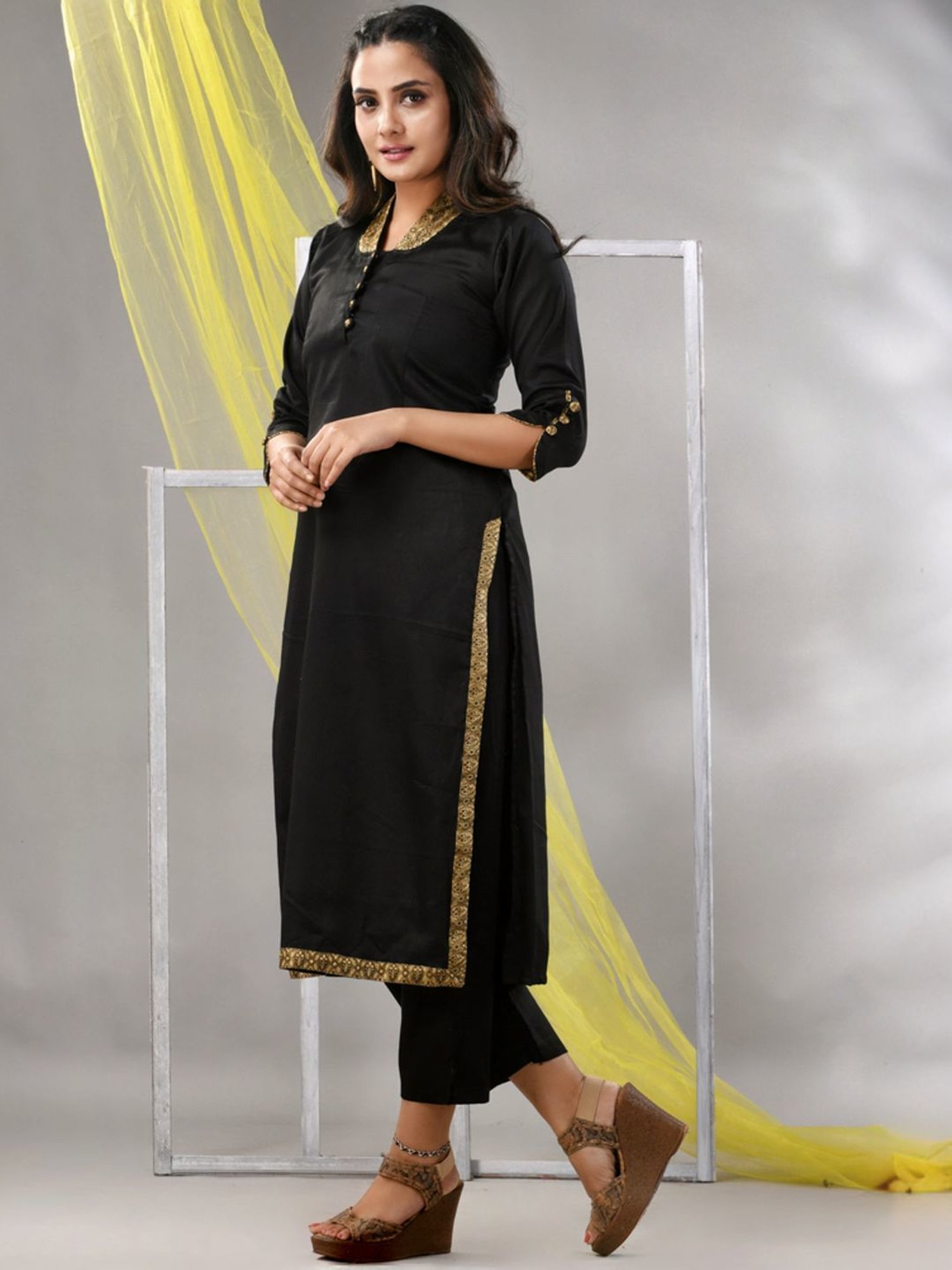 CHARUKRITI Black Regular Fit Kurta Pant Set