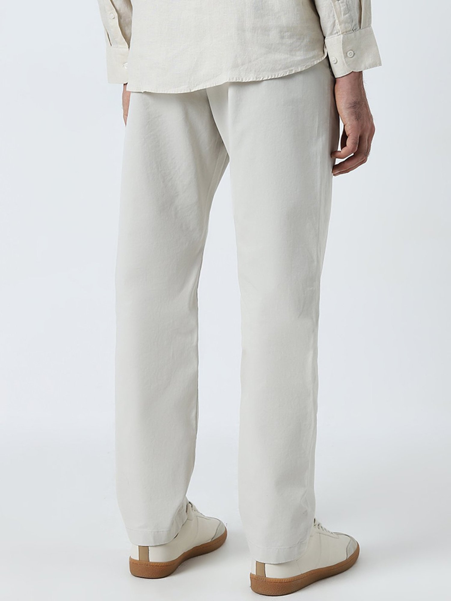 Ascot by Westside Off-White Relaxed-Fit Mid-Rise Cotton Blend Chinos