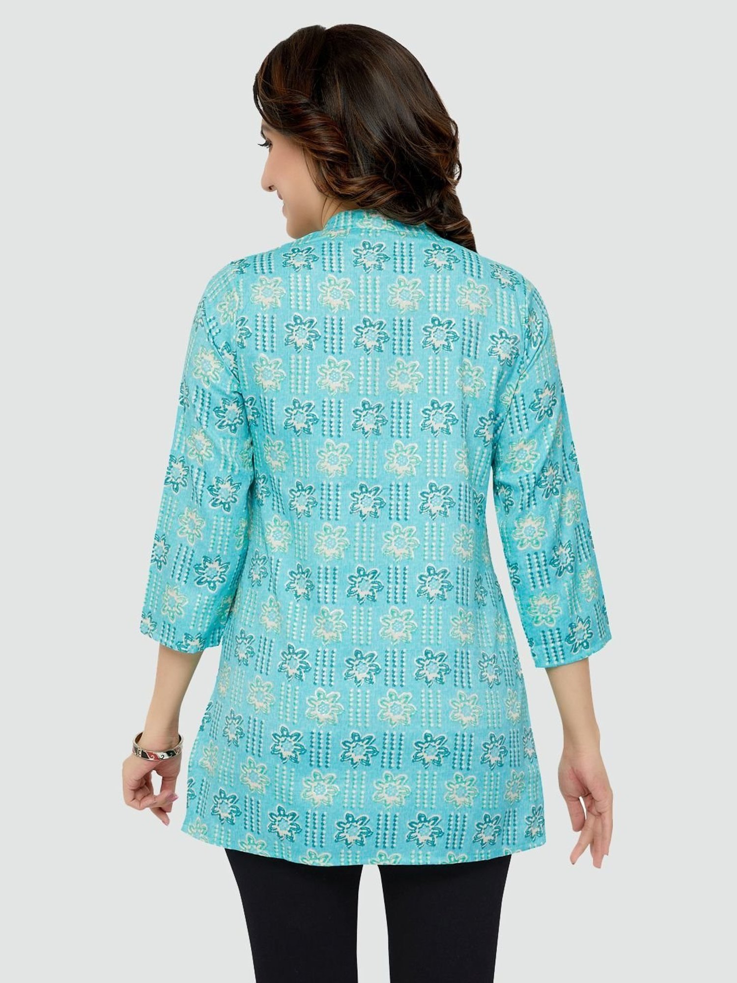 Saree Swarg Blue Floral Print Straight Kurti