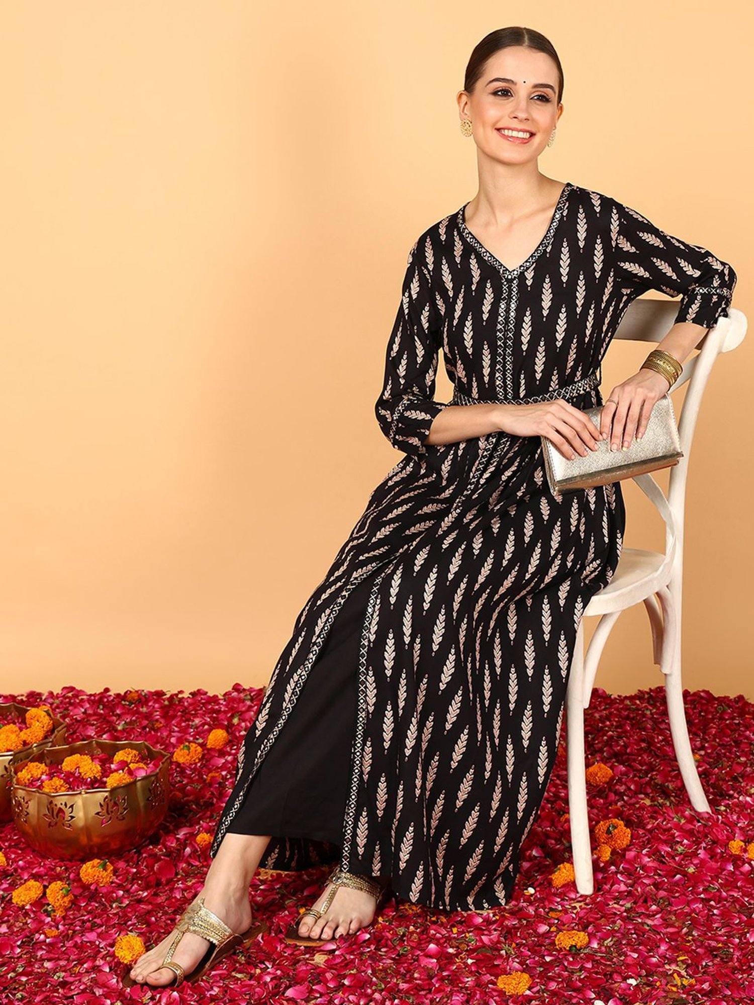 Vaamsi Black Printed Maxi Dress