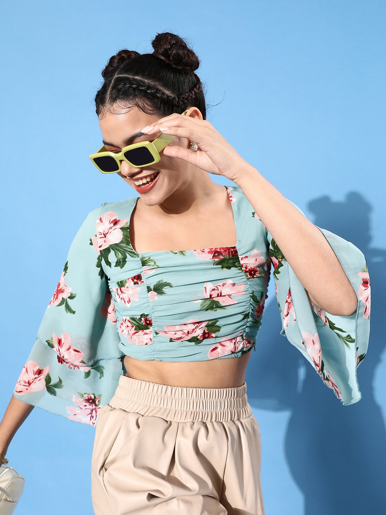 KASSUALLY Blue Floral Print Crop Top