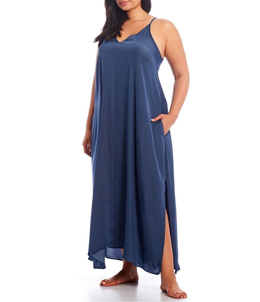 VAN WINKLE CO. Plus Solid Satin Maxi Chemise