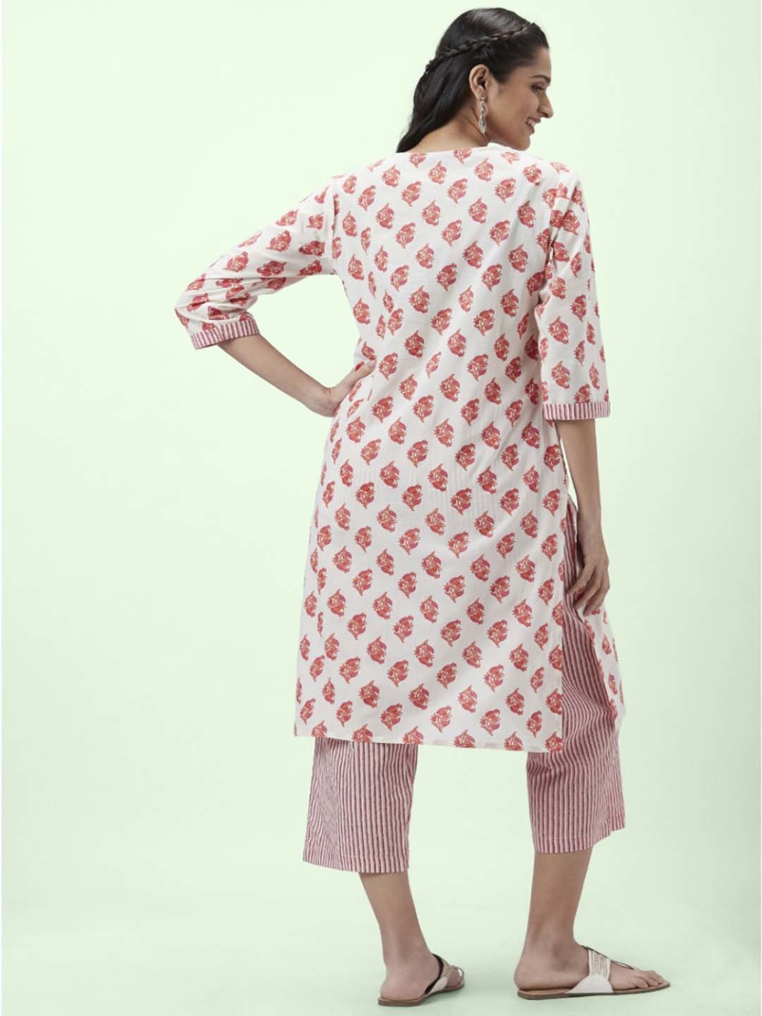 Rangmanch by Pantaloons White & Pink Cotton Floral Print Kurta Palazzo Set