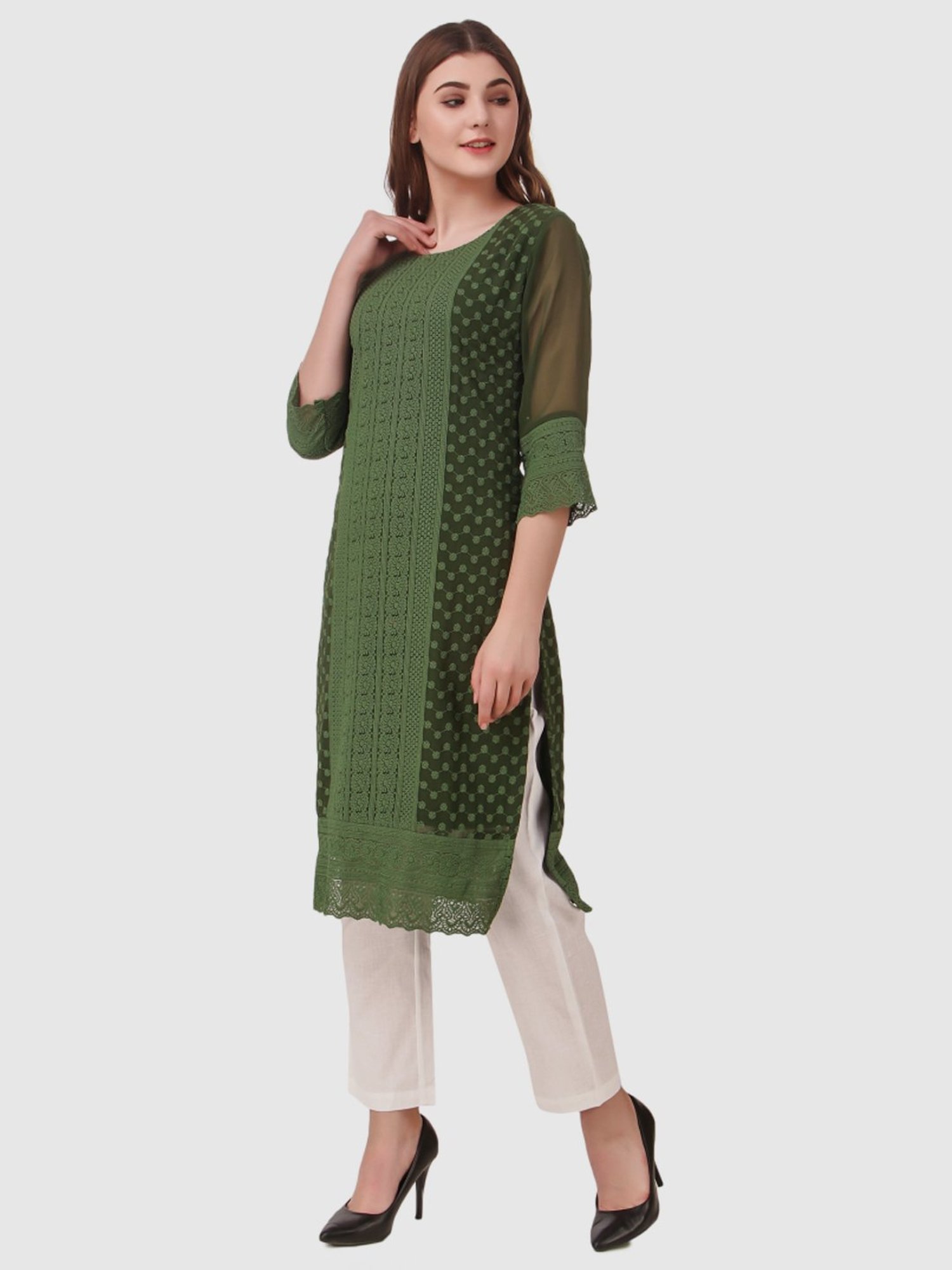 SWAGG INDIA Green Embroidered Straight Kurta