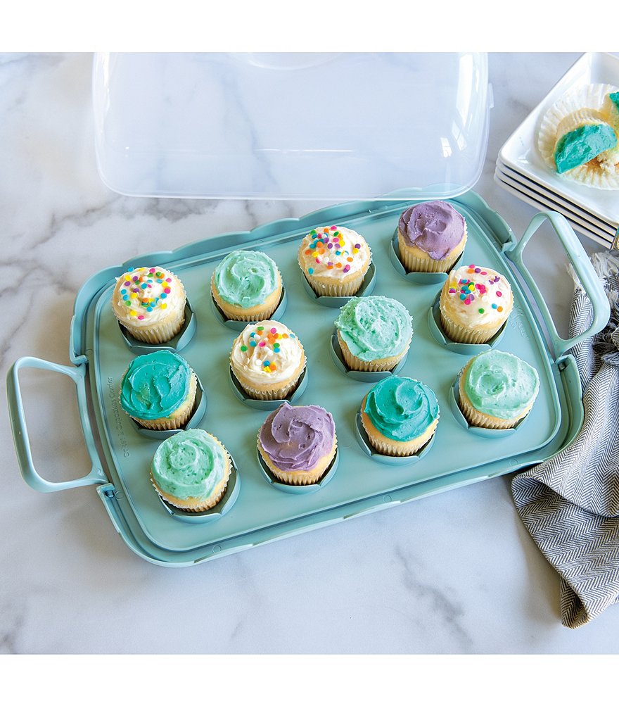 Nordic Ware 2-in-1 Reversible Cakes and Cupcakes Carrier